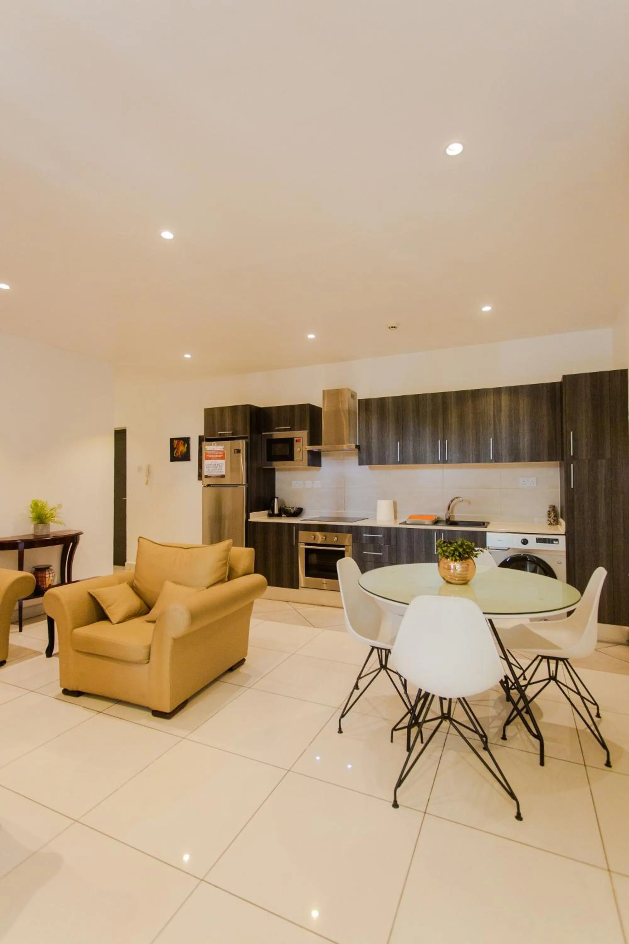 Kitchen or kitchenette in Accra Luxury Apartments at Embassy Gardens