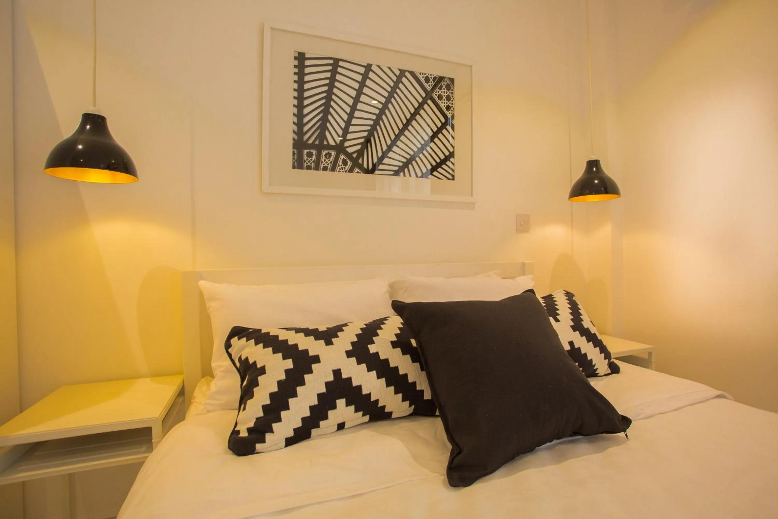 Bed in Accra Luxury Apartments at Embassy Gardens