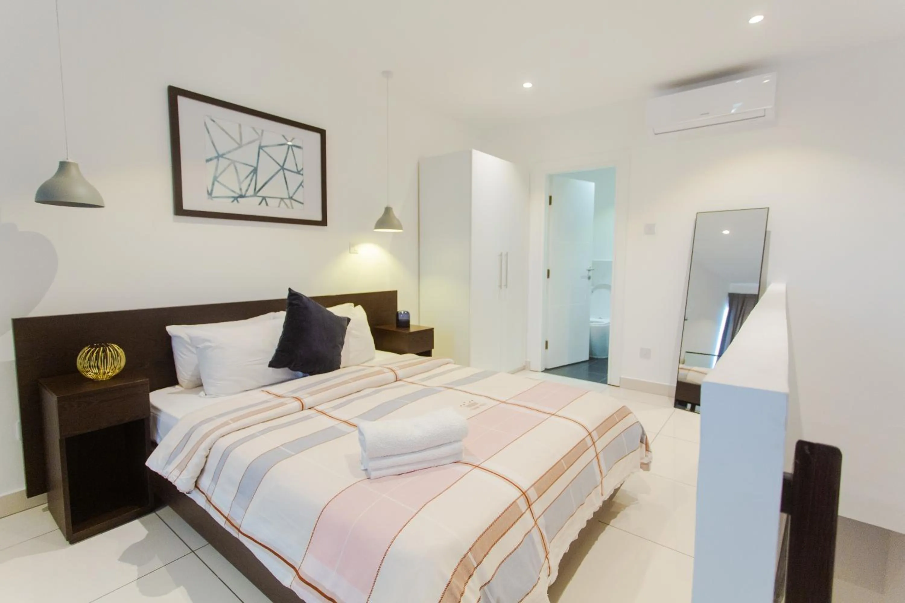 Bed in Accra Luxury Apartments at Embassy Gardens