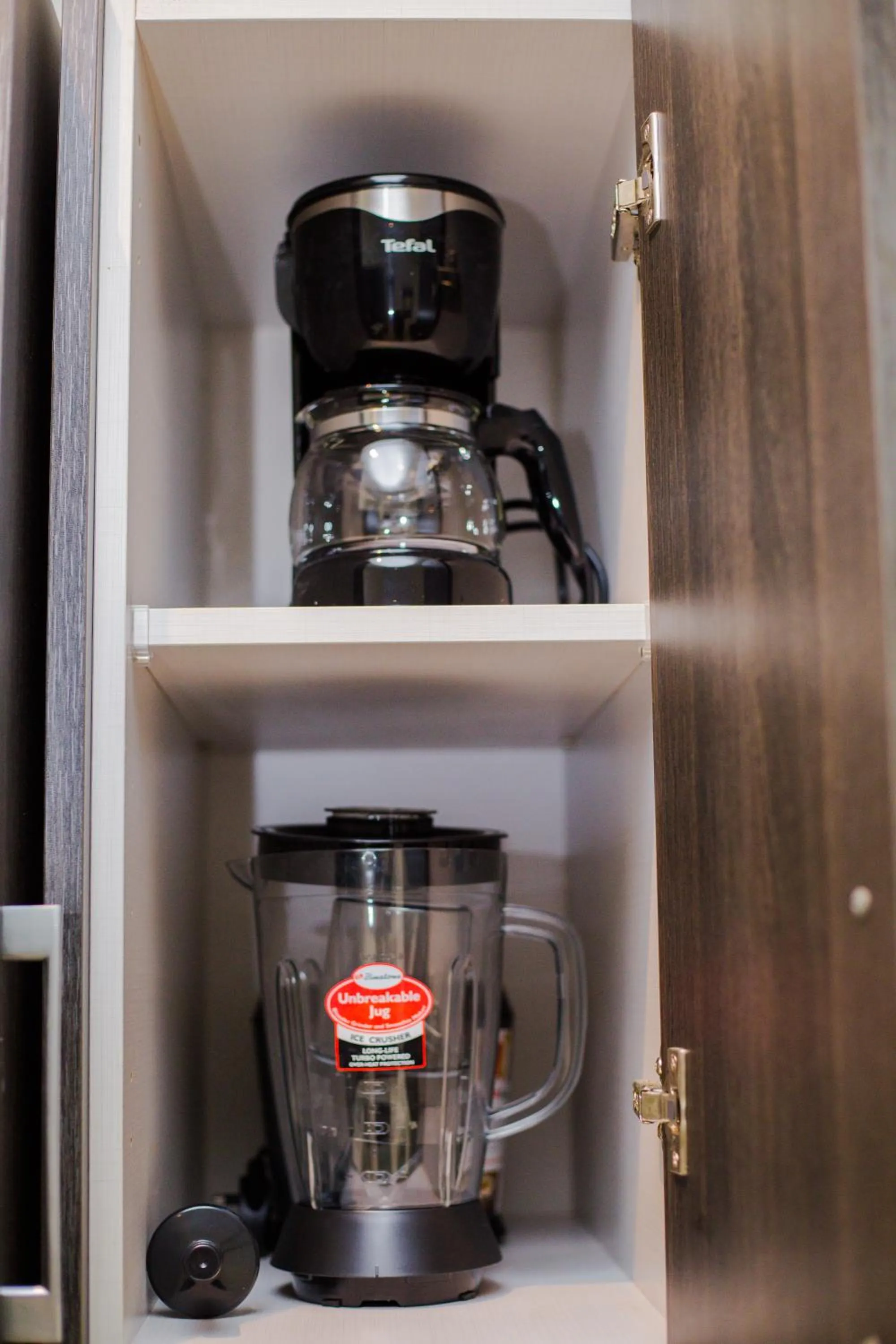 Coffee/tea facilities in Accra Luxury Apartments at Embassy Gardens