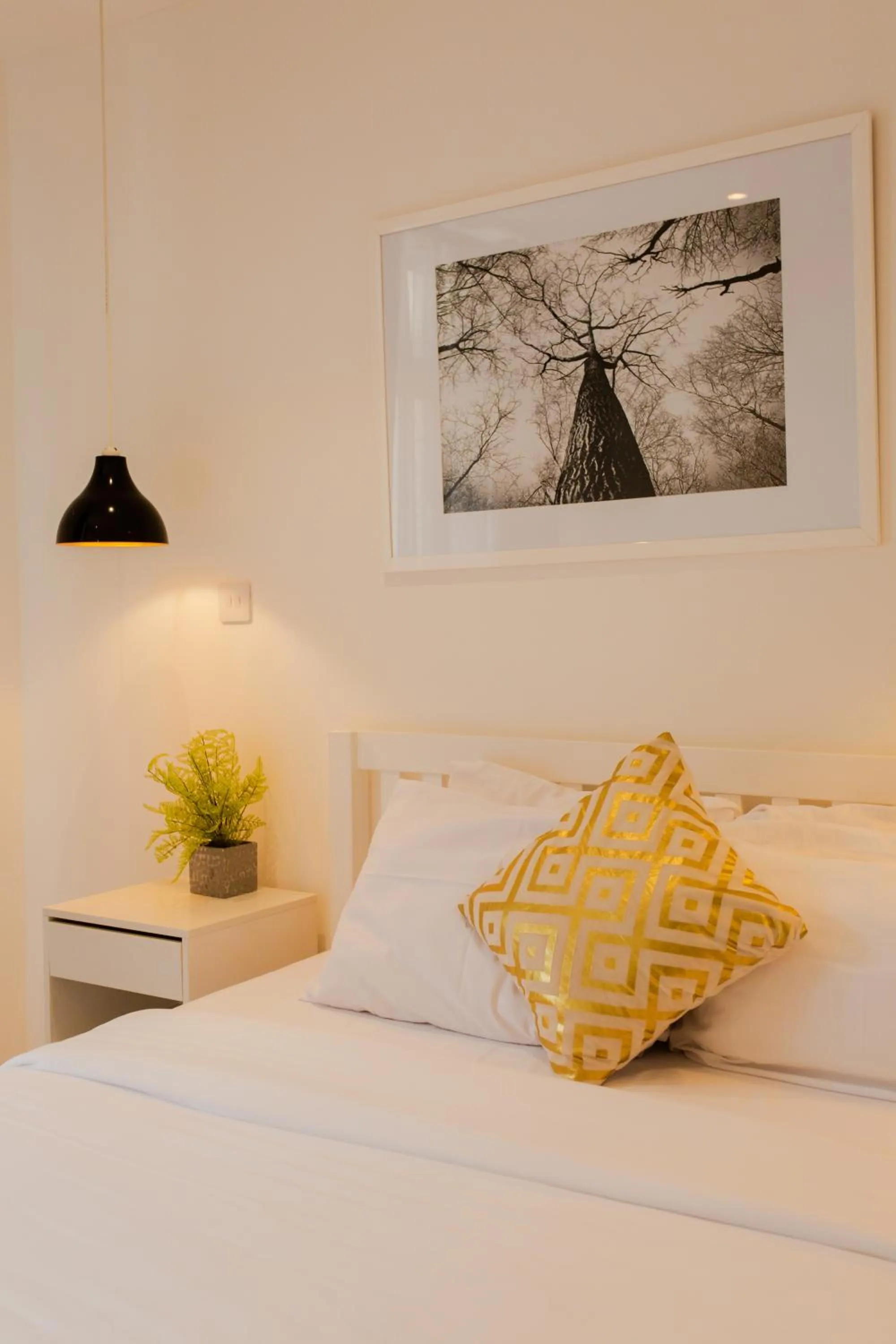 Bed in Accra Luxury Apartments at Embassy Gardens