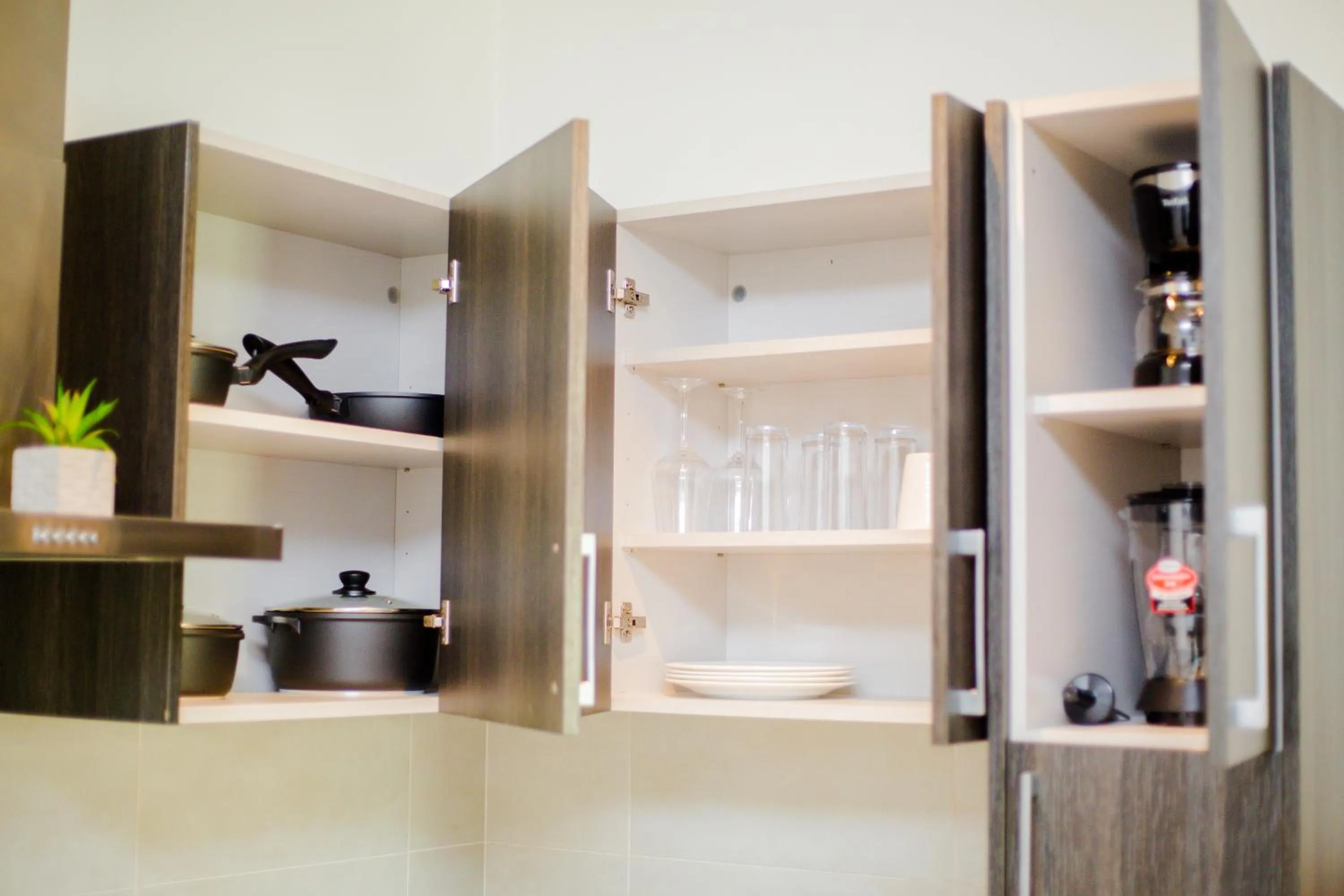 Kitchen or kitchenette in Accra Luxury Apartments at Embassy Gardens