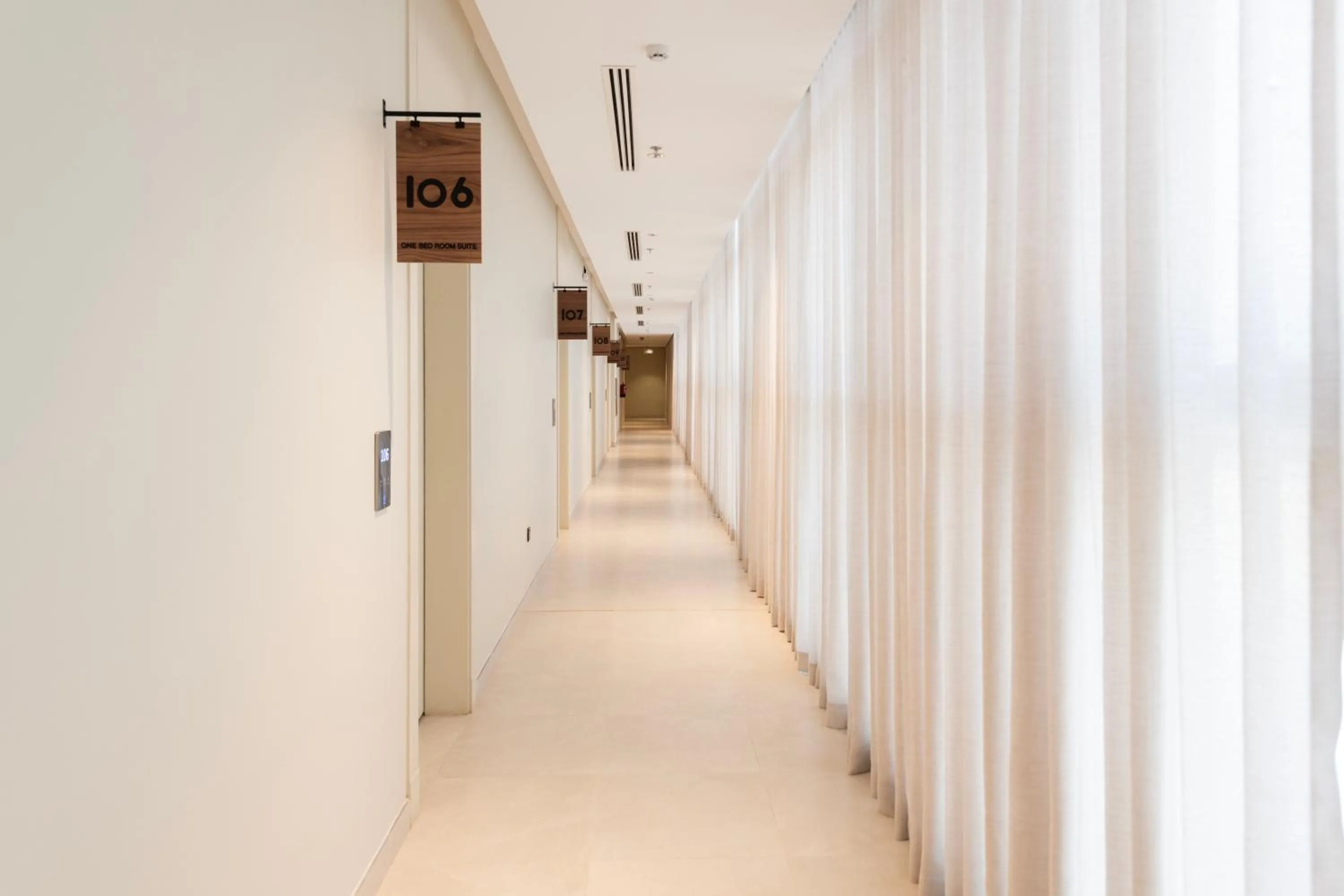 Photo of the whole room in Rafa- Hittin