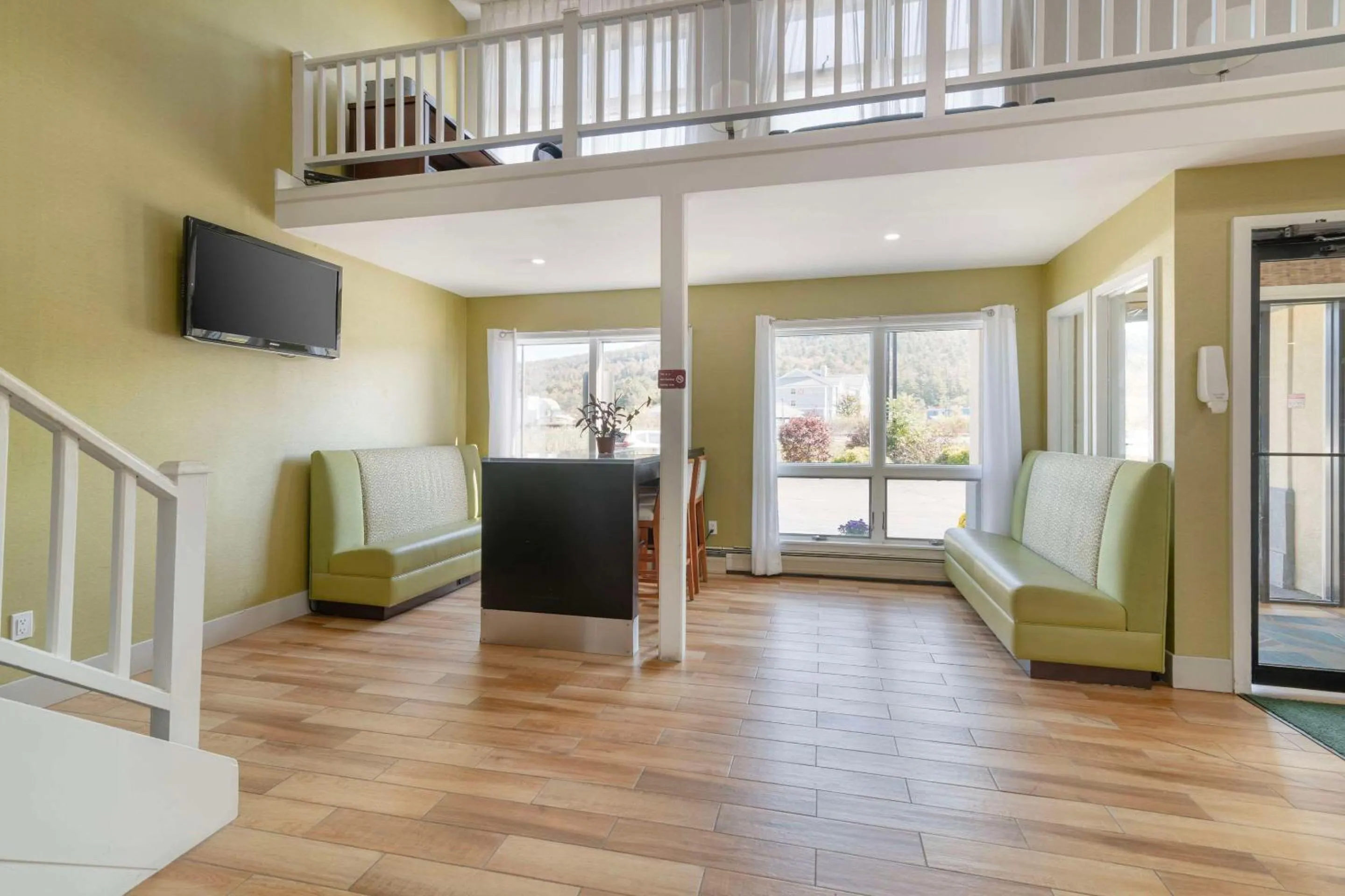 Lobby or reception in Quality Inn