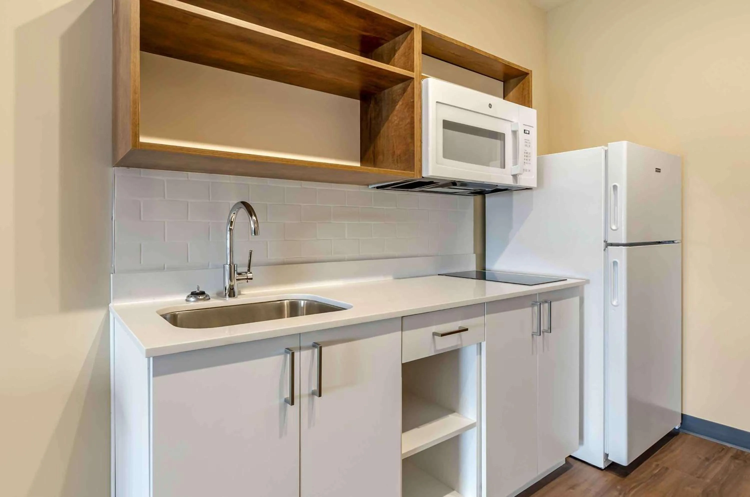Kitchen or kitchenette in Extended Stay America Premier Suites - Harrisonburg