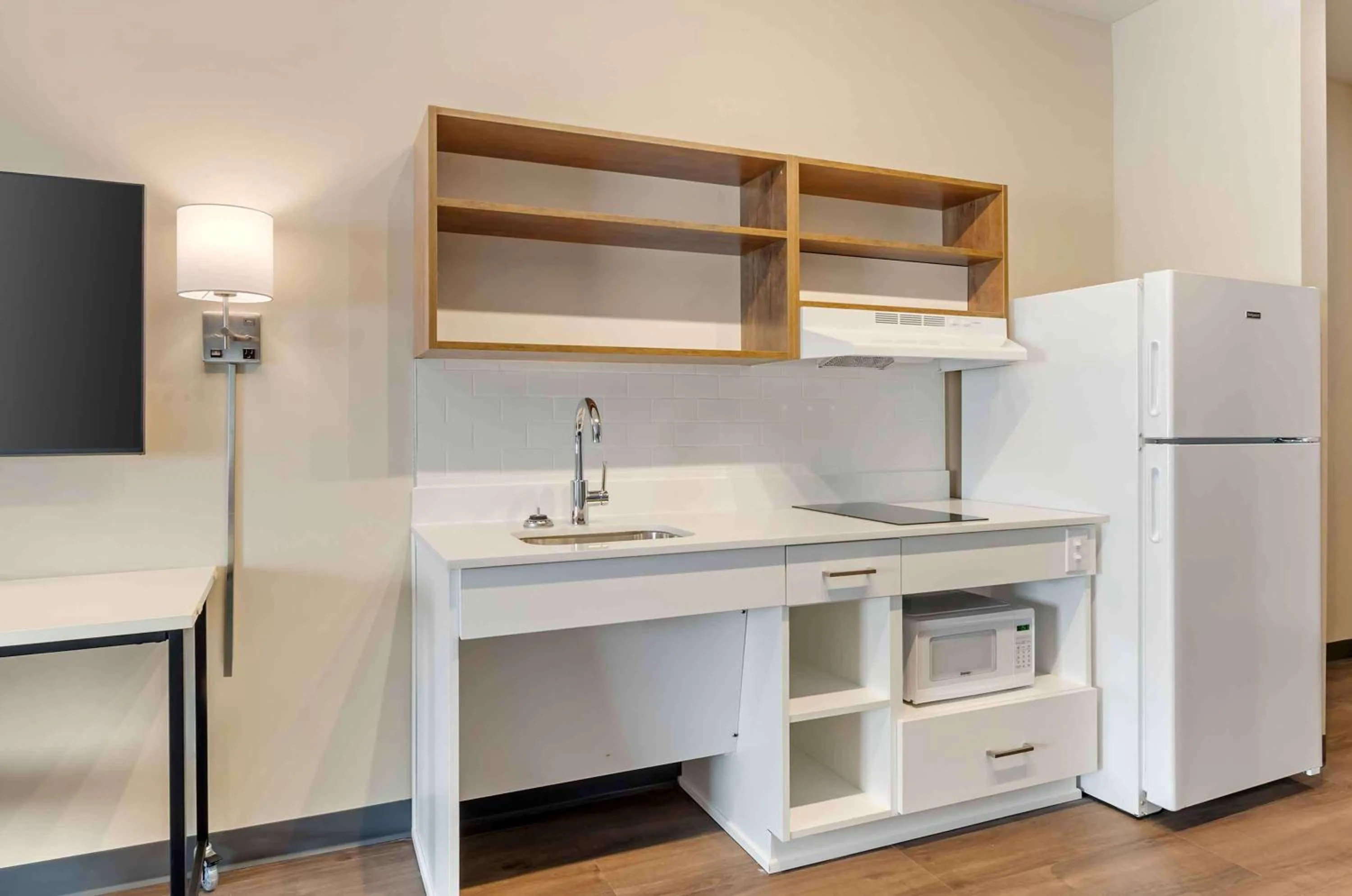 Kitchen or kitchenette in Extended Stay America Premier Suites - Harrisonburg