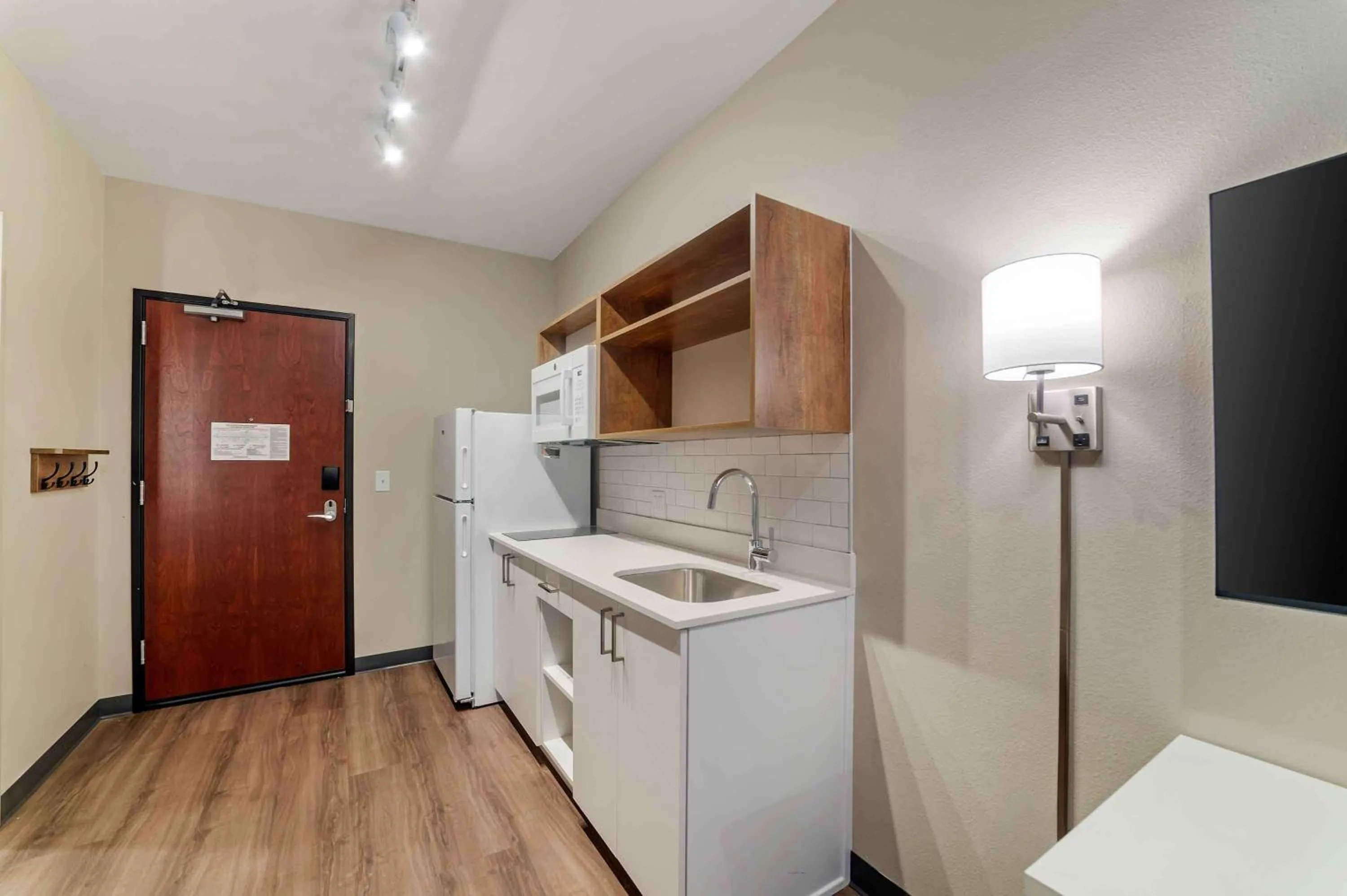 Kitchen or kitchenette in Extended Stay America Premier Suites - Asheville