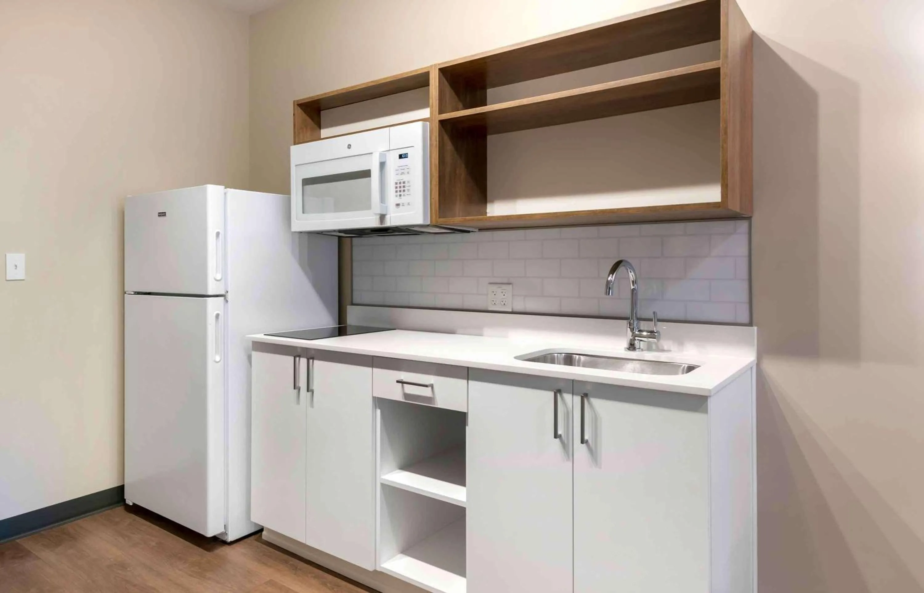 Kitchen or kitchenette in Extended Stay America Premier Suites - Asheville