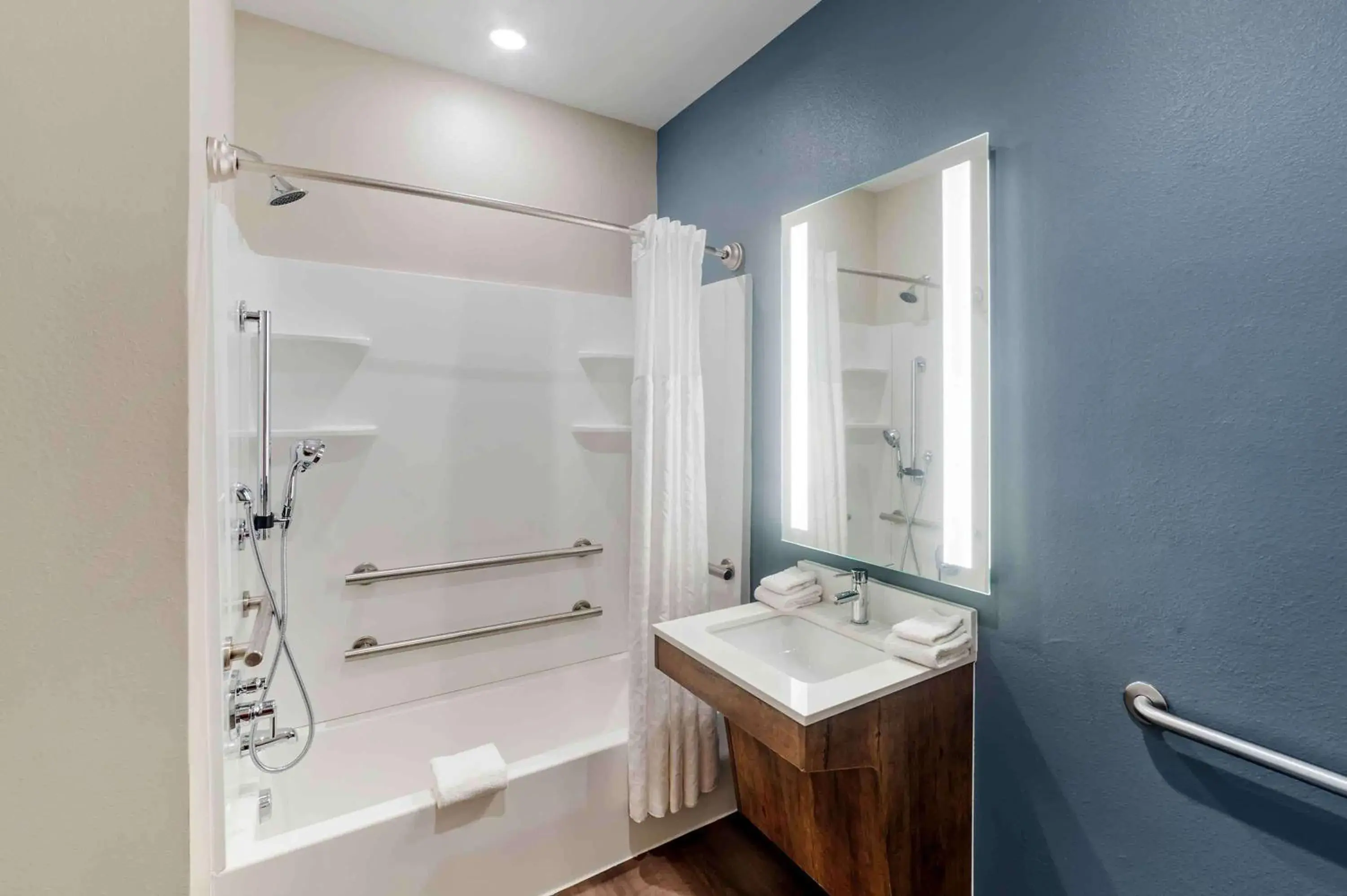 Bathroom in Extended Stay America Premier Suites - Asheville Bathroom in Extended Stay America Premier Suites - Asheville