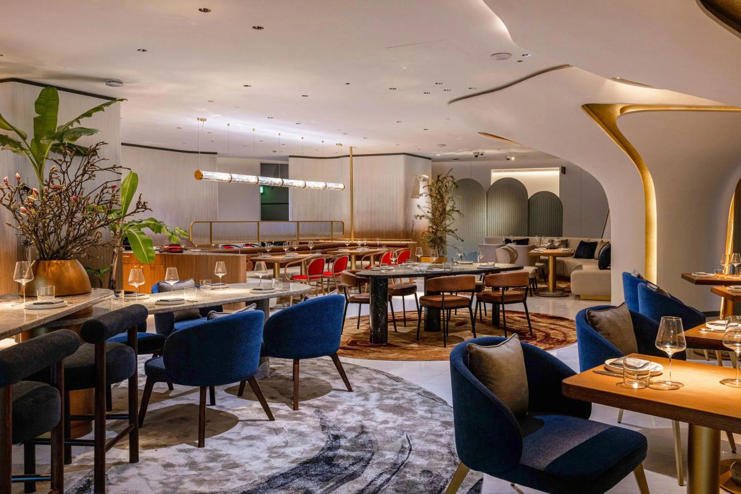 Restaurant/places to eat in ME Dubai Residences