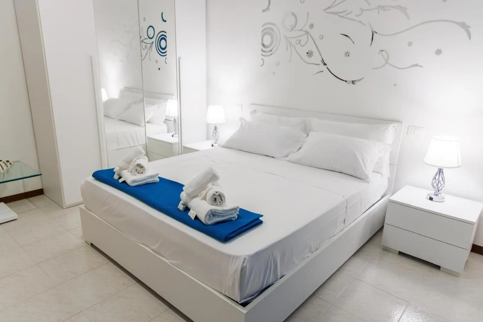 Bedroom, Bed in Mario&Elena House