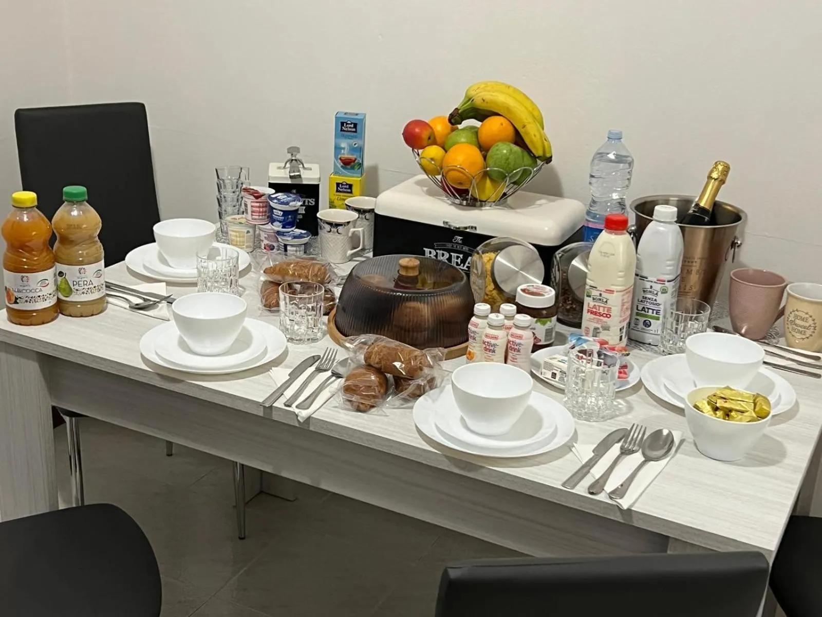 Breakfast in Mario&Elena House