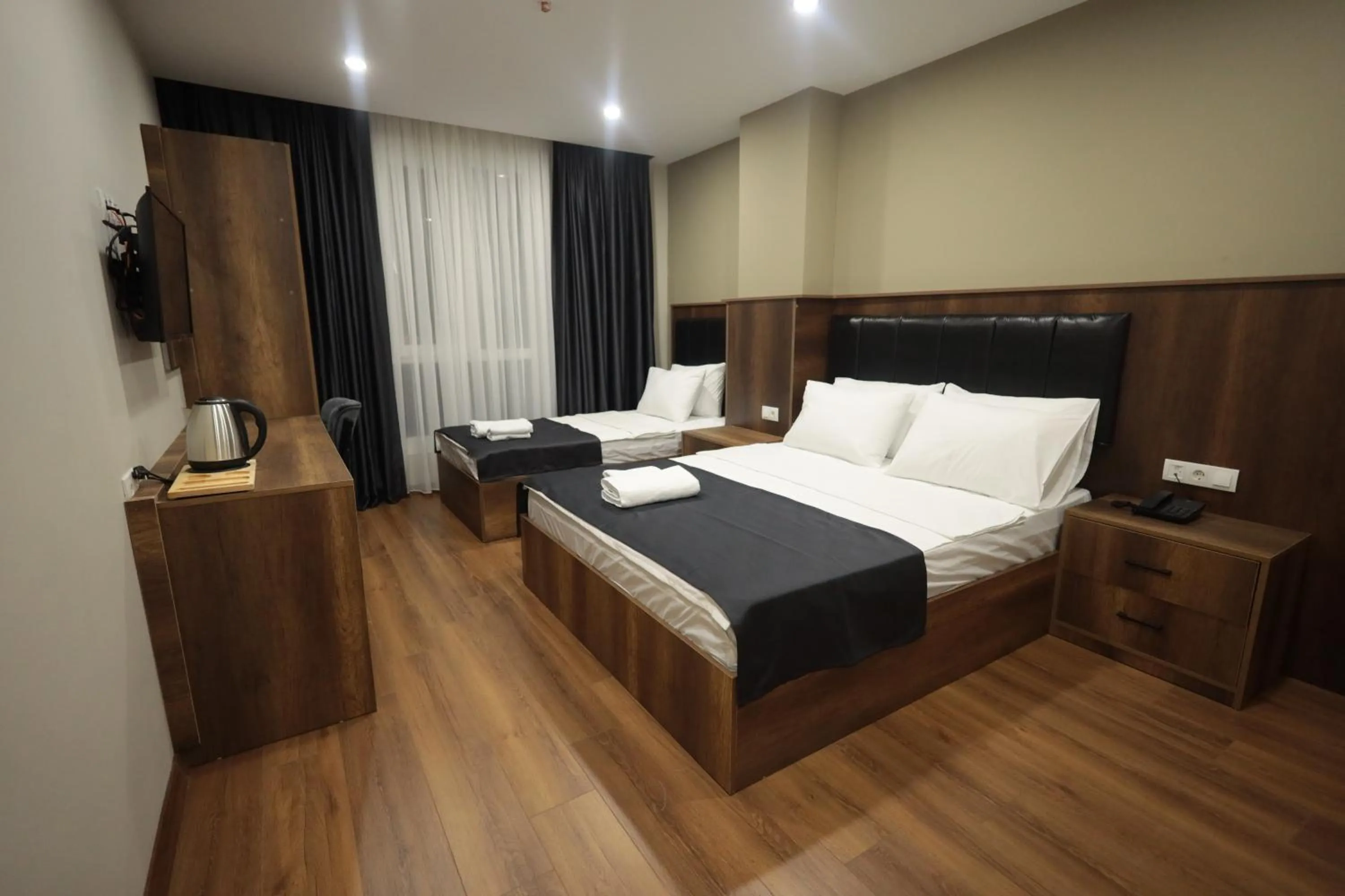 Photo of the whole room, Bed in BZN Airport Hotel