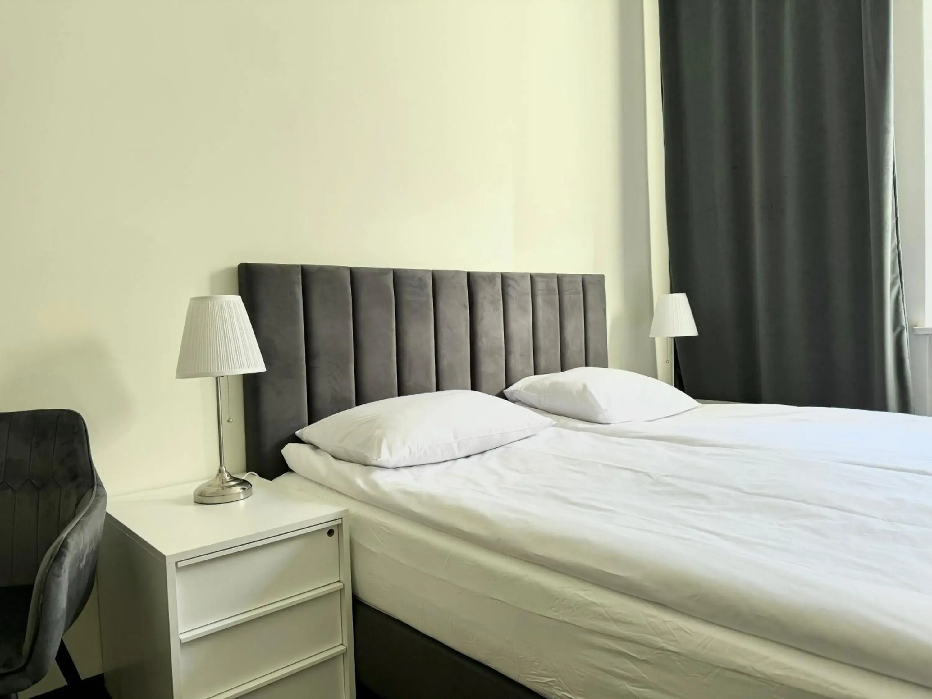 Twin Room with Shared Bathroom in Hotel Mazowiecki WOW Twin Room with Shared Bathroom in Hotel Mazowiecki WOW