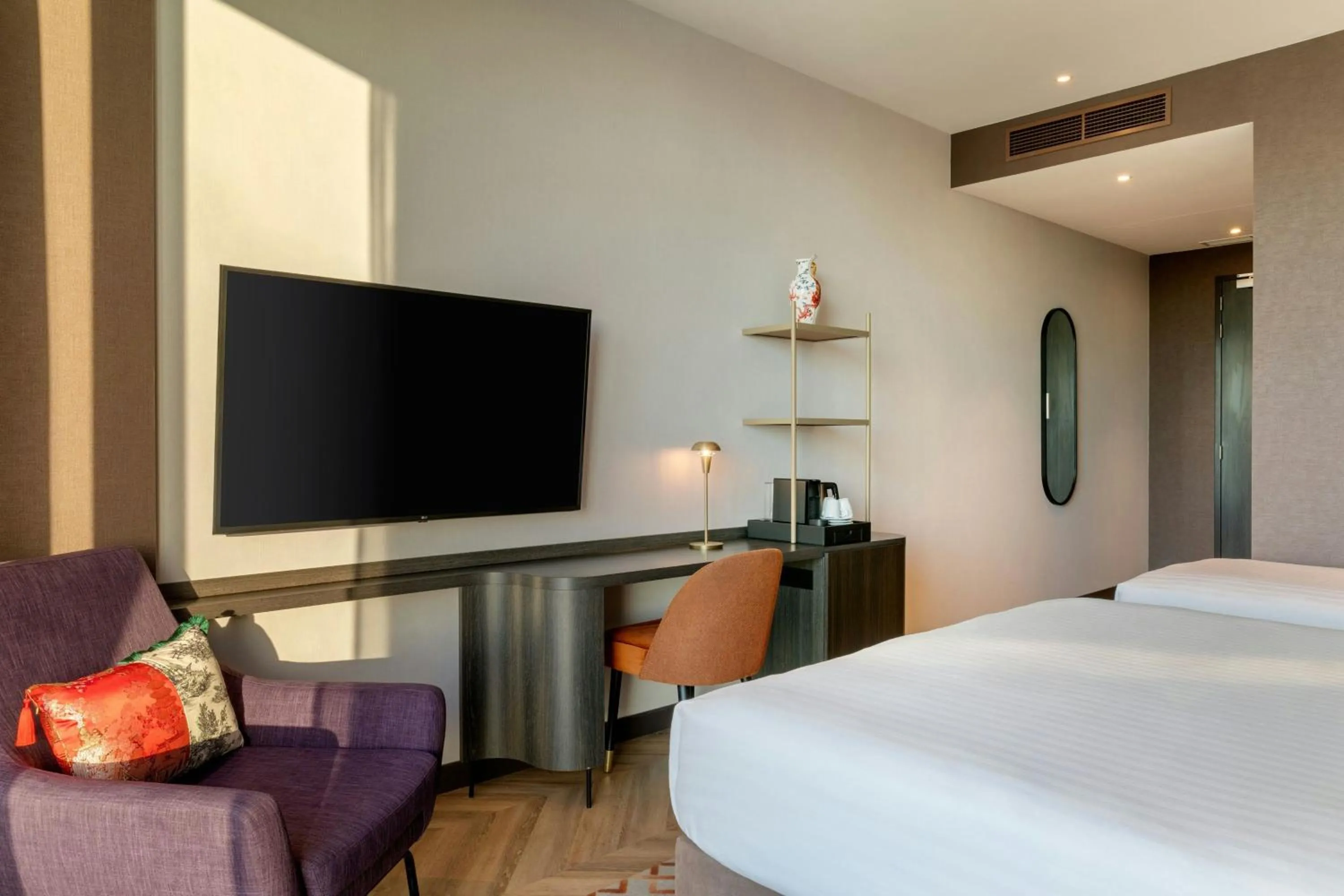 Photo of the whole room, Bed in Corendon Amsterdam New-West, a Tribute Portfolio Hotel