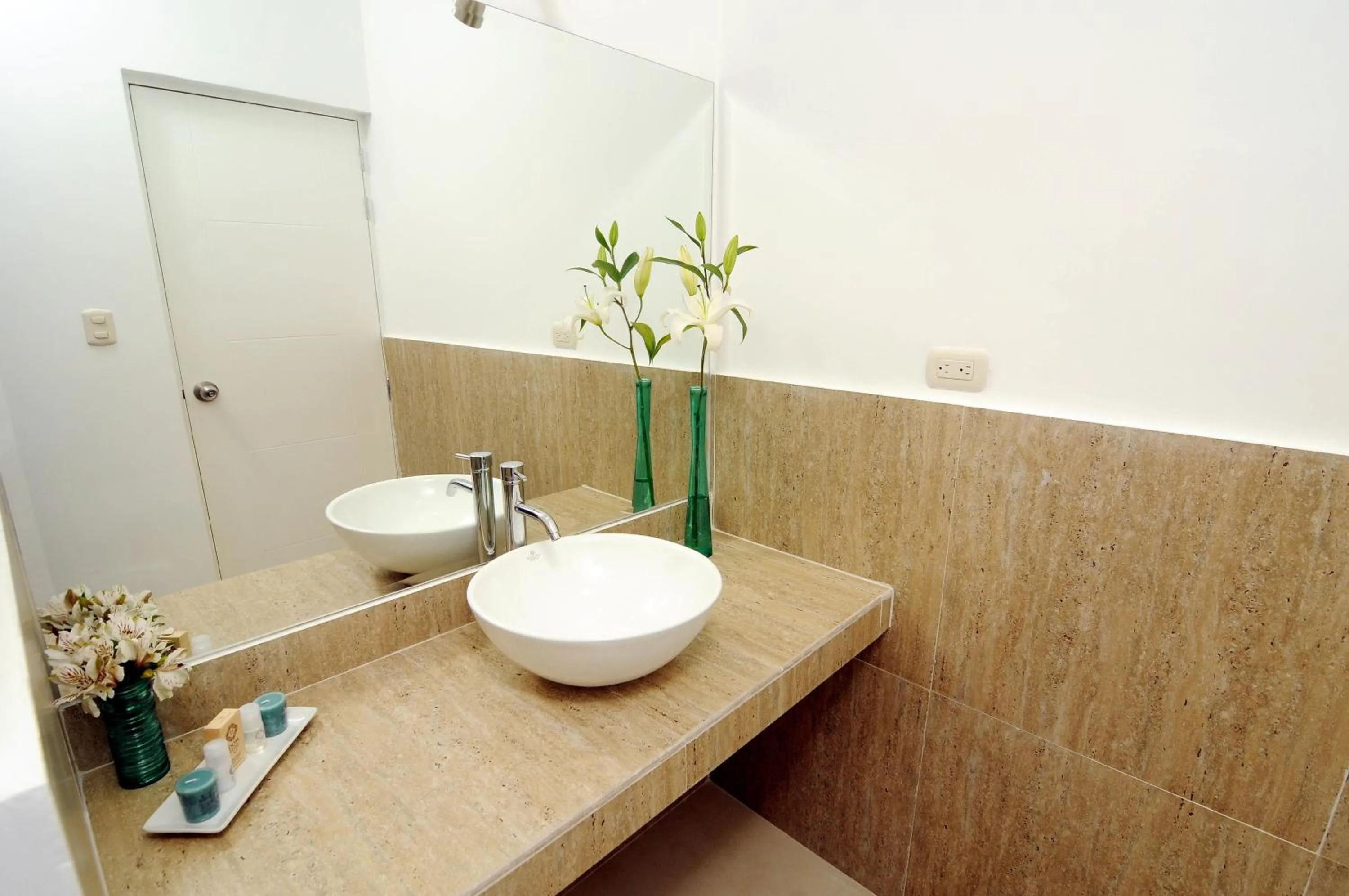 Bathroom in Dom Hotel