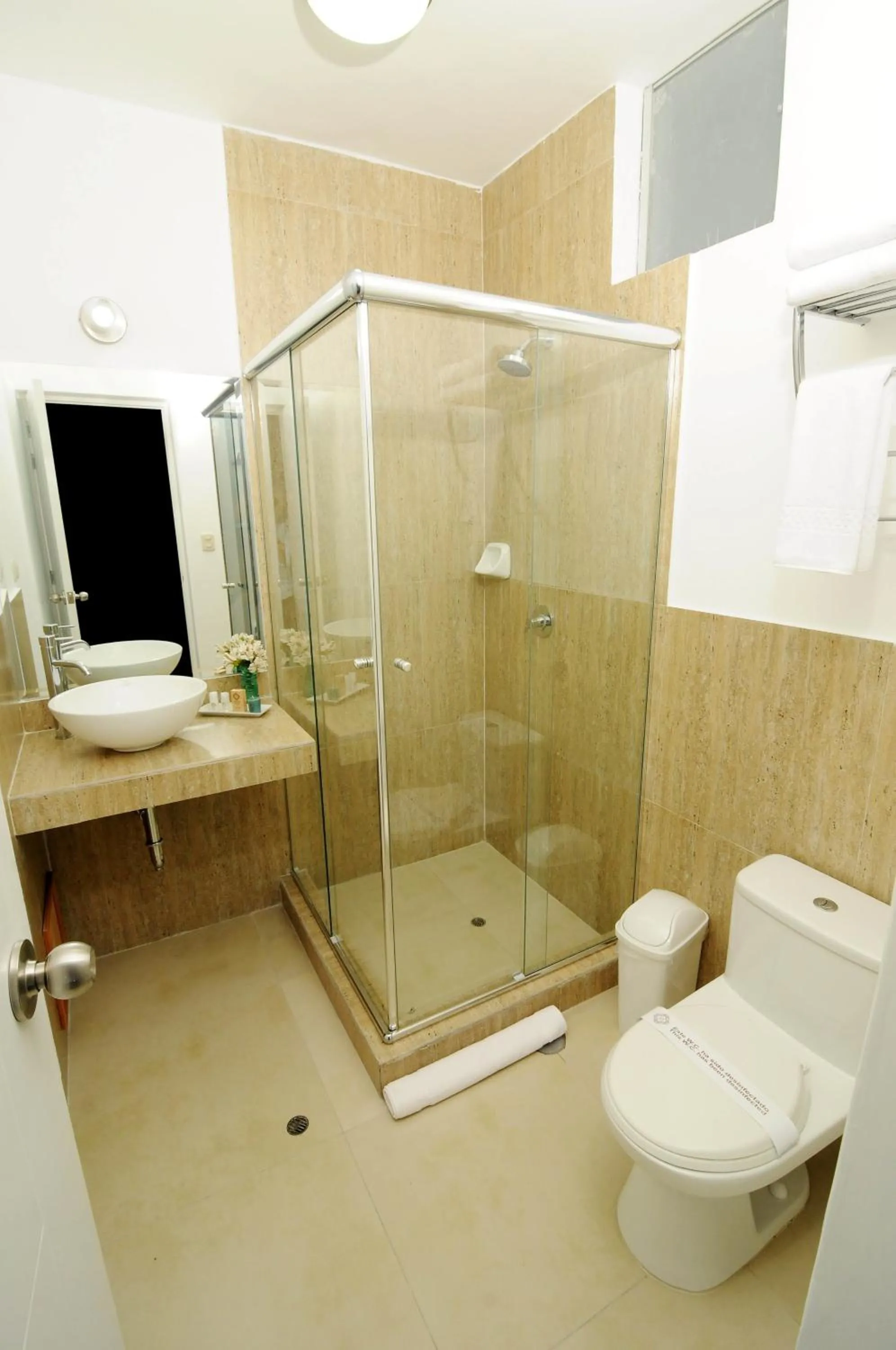 Bathroom in Dom Hotel