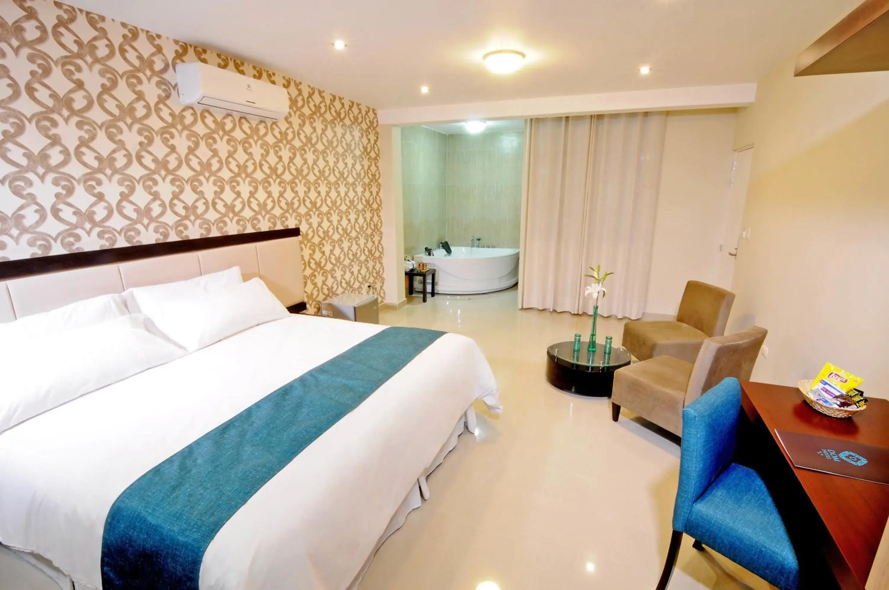 Suite in Dom Hotel Suite in Dom Hotel