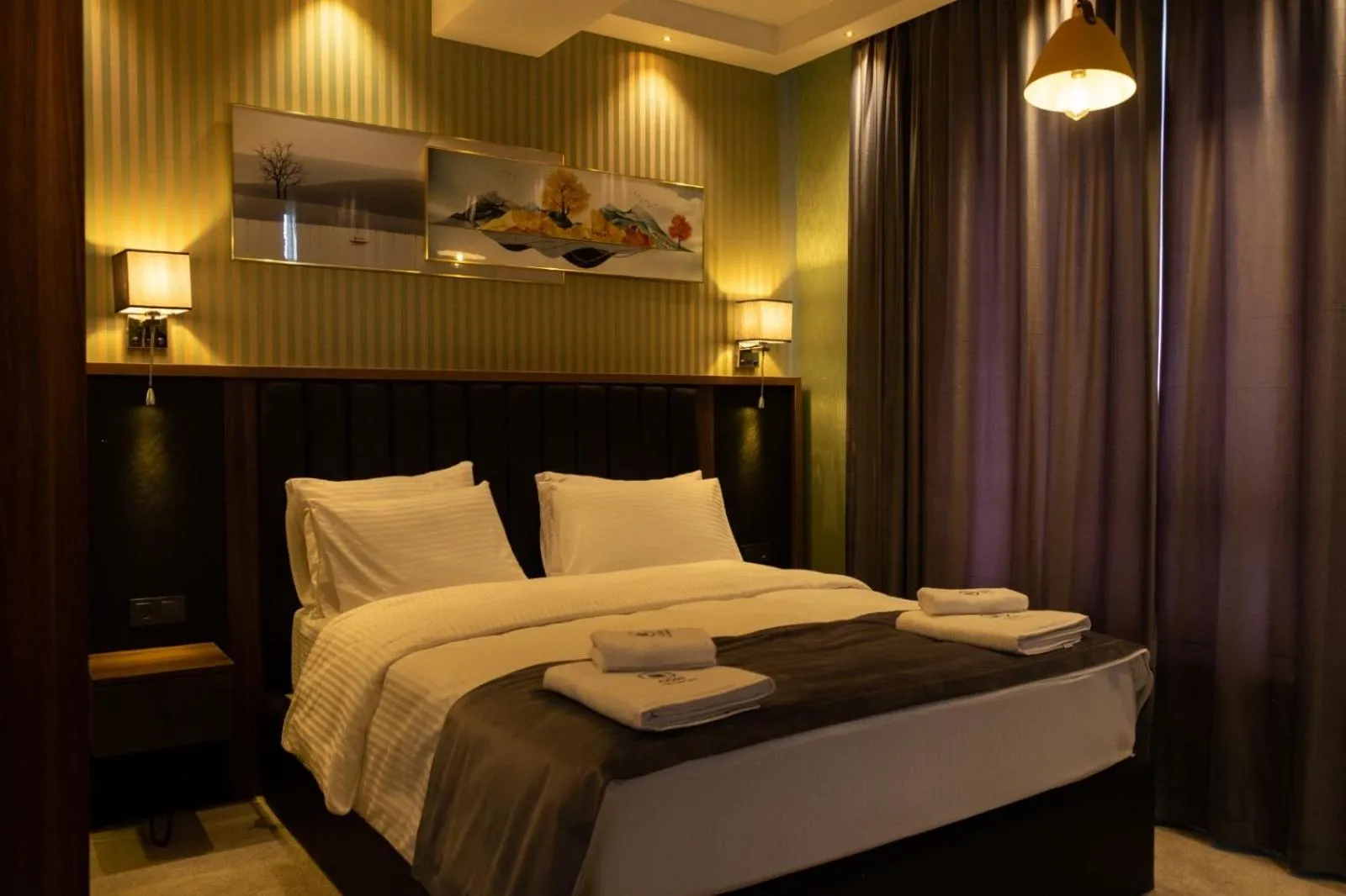 Bedroom, Bed in Gori Palace - Modern Apartments in City Centre