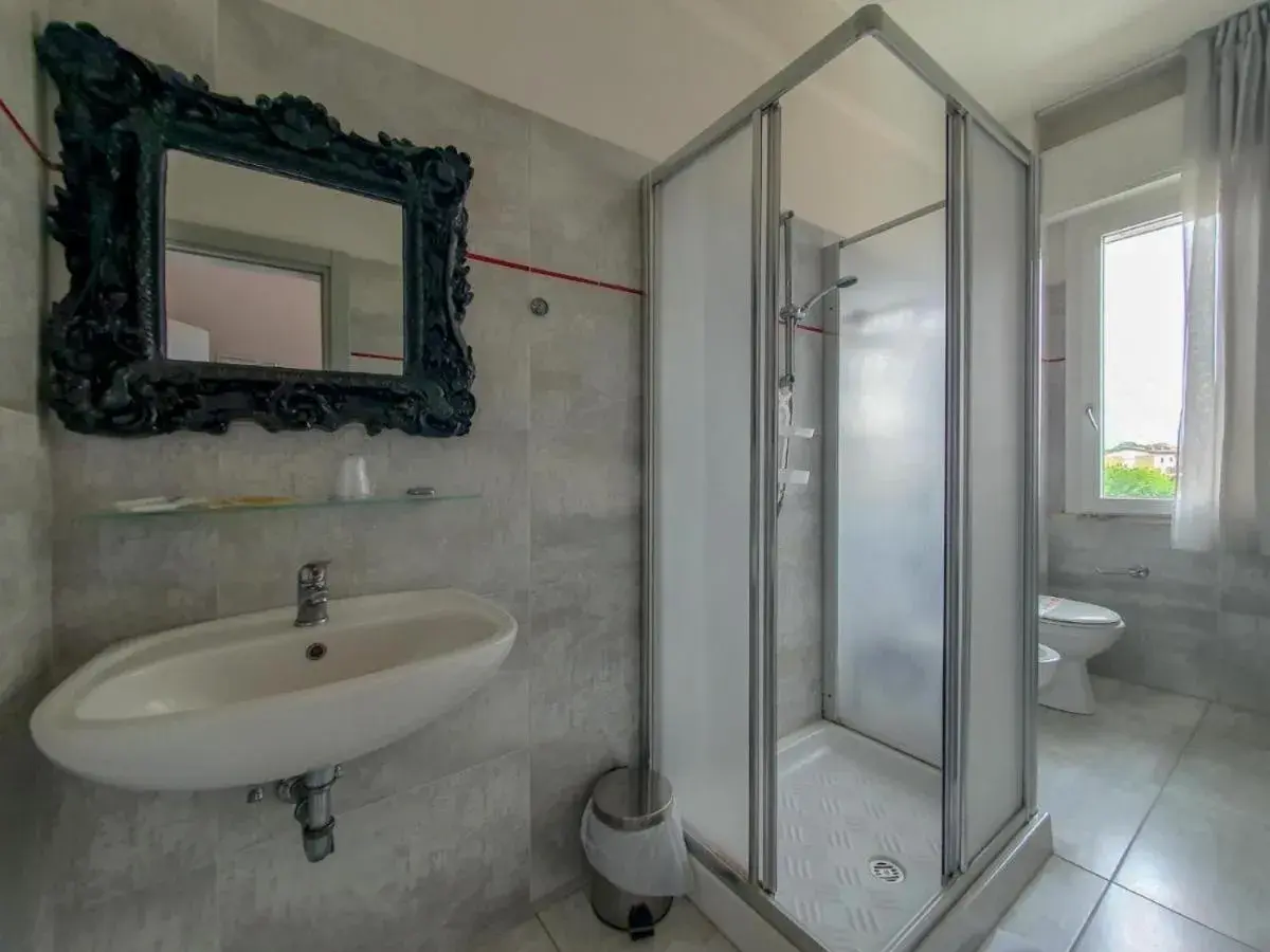 Deluxe Suite with Spa Bath in Coelho Beach Hotel Deluxe Suite with Spa Bath in Coelho Beach Hotel