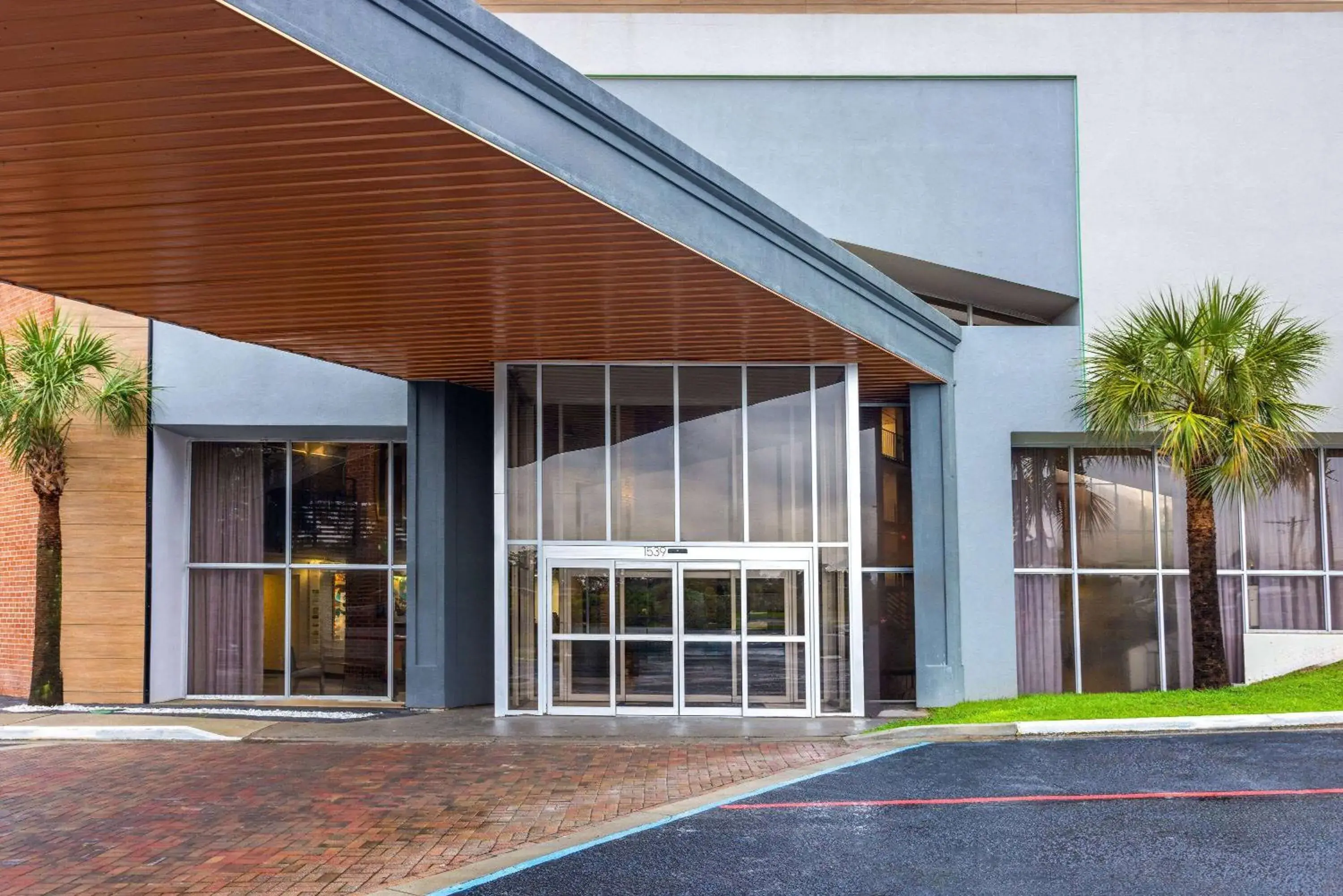 Property building in Hawthorn Extended Stay by Wyndham Columbia-Ft Jackson Property building in Hawthorn Extended Stay by Wyndham Columbia-Ft Jackson