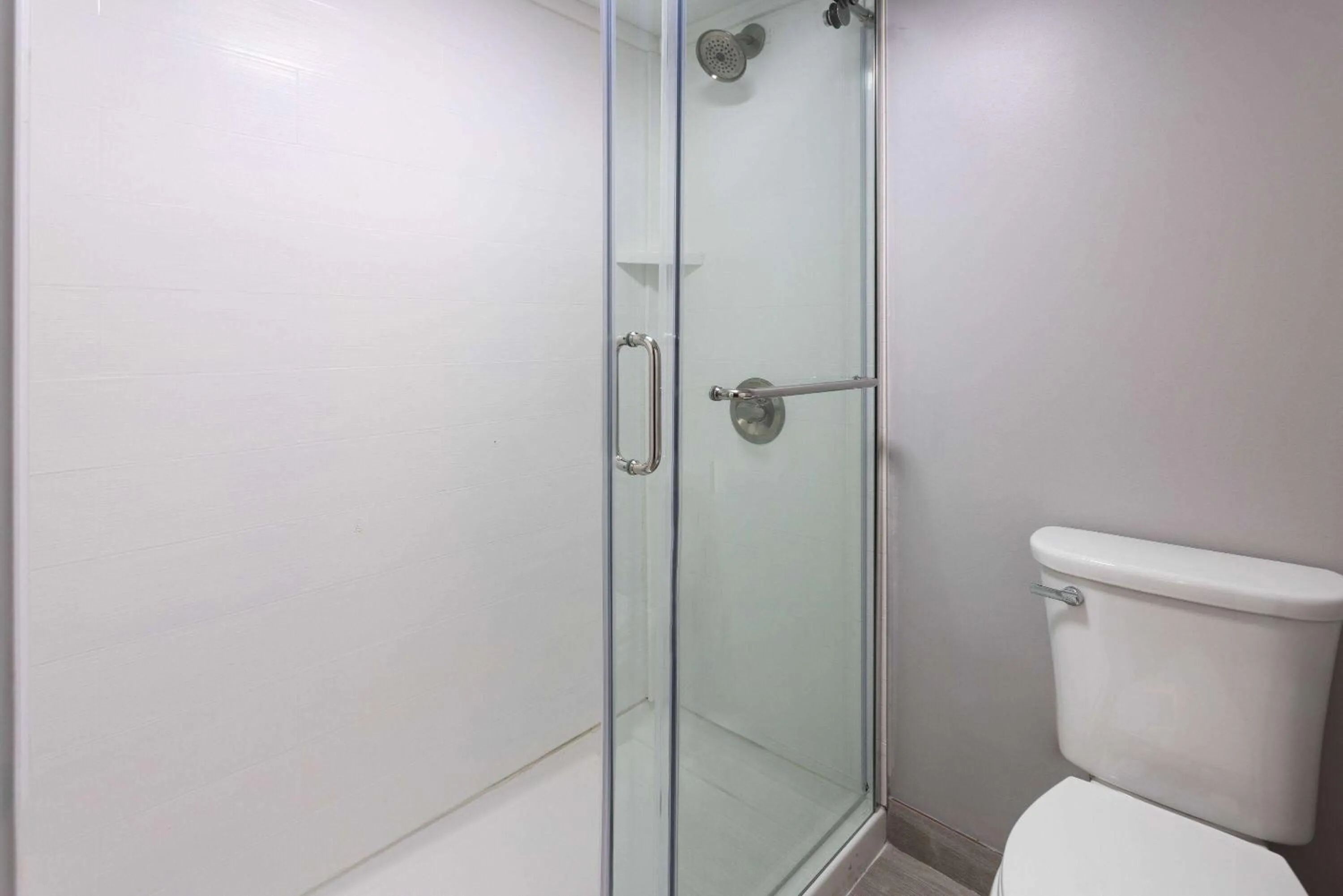 Bathroom in Hawthorn Extended Stay by Wyndham Columbia-Ft Jackson