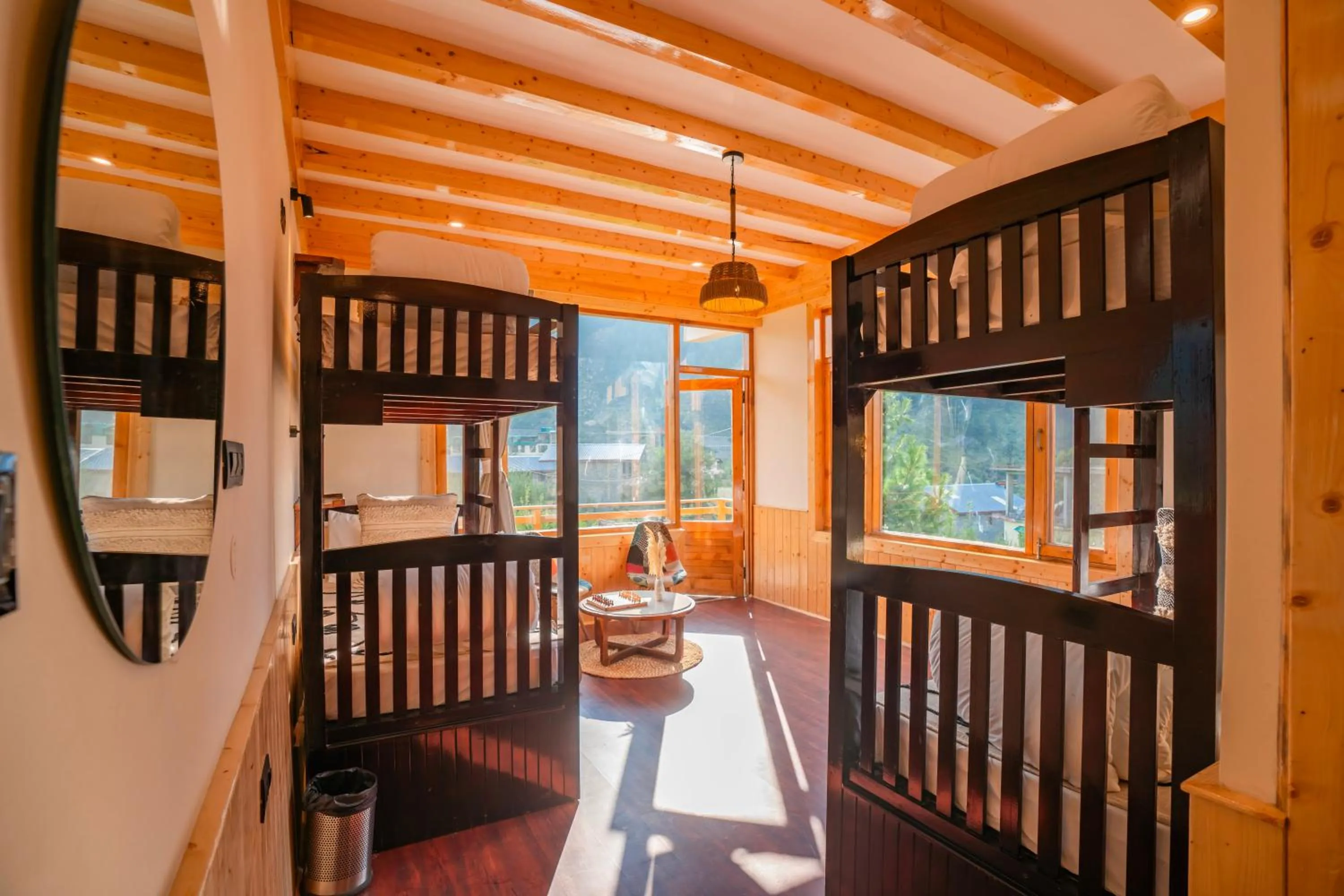 bunk bed in Olgah Manali