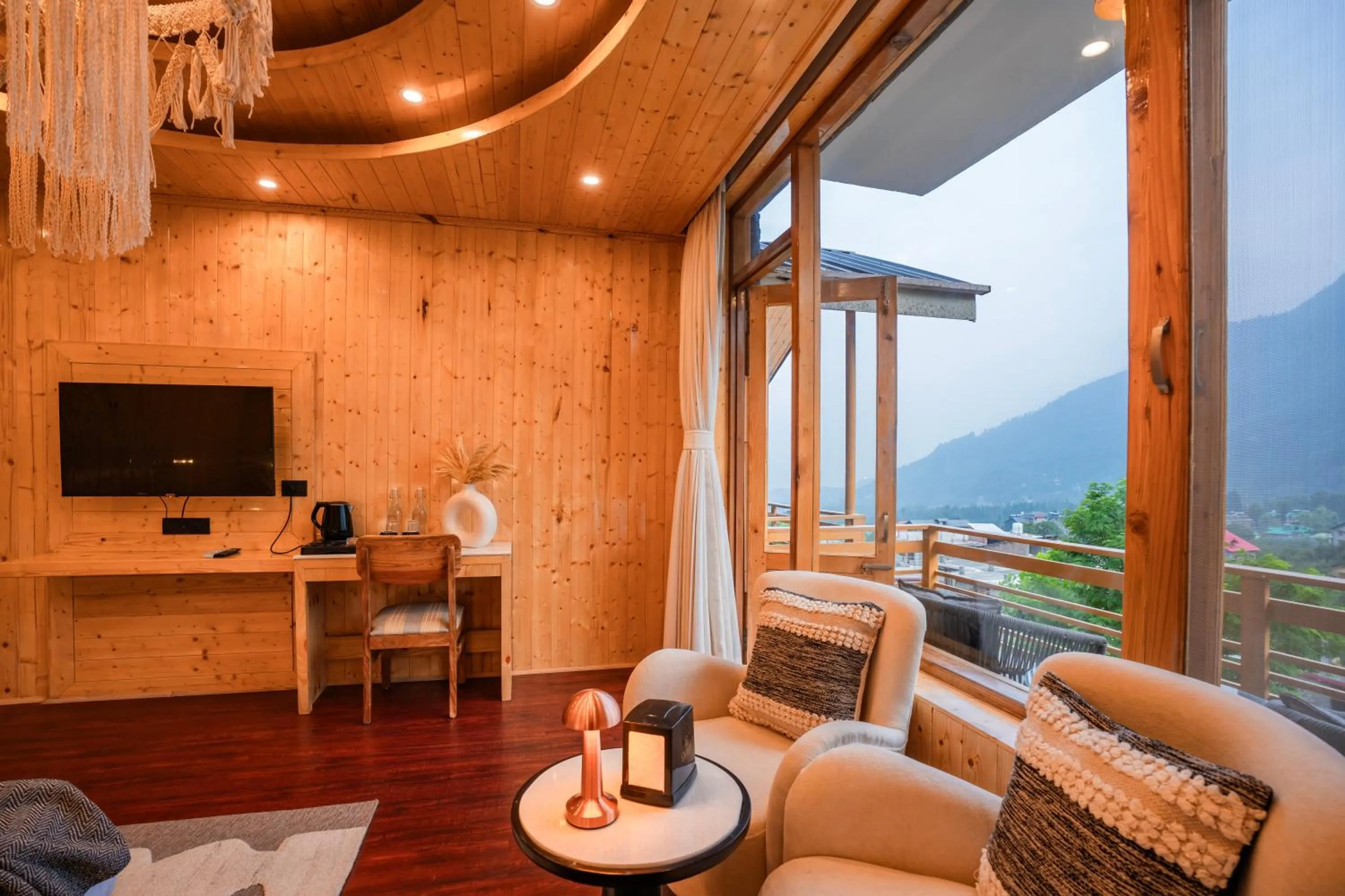 Mountain view in Olgah Manali