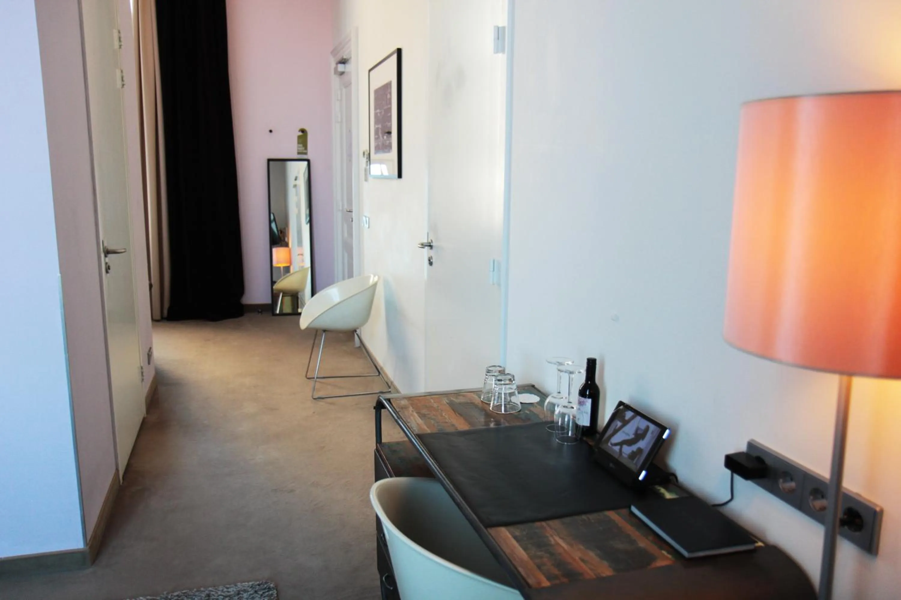 TV and multimedia in Suitehotel Pincoffs