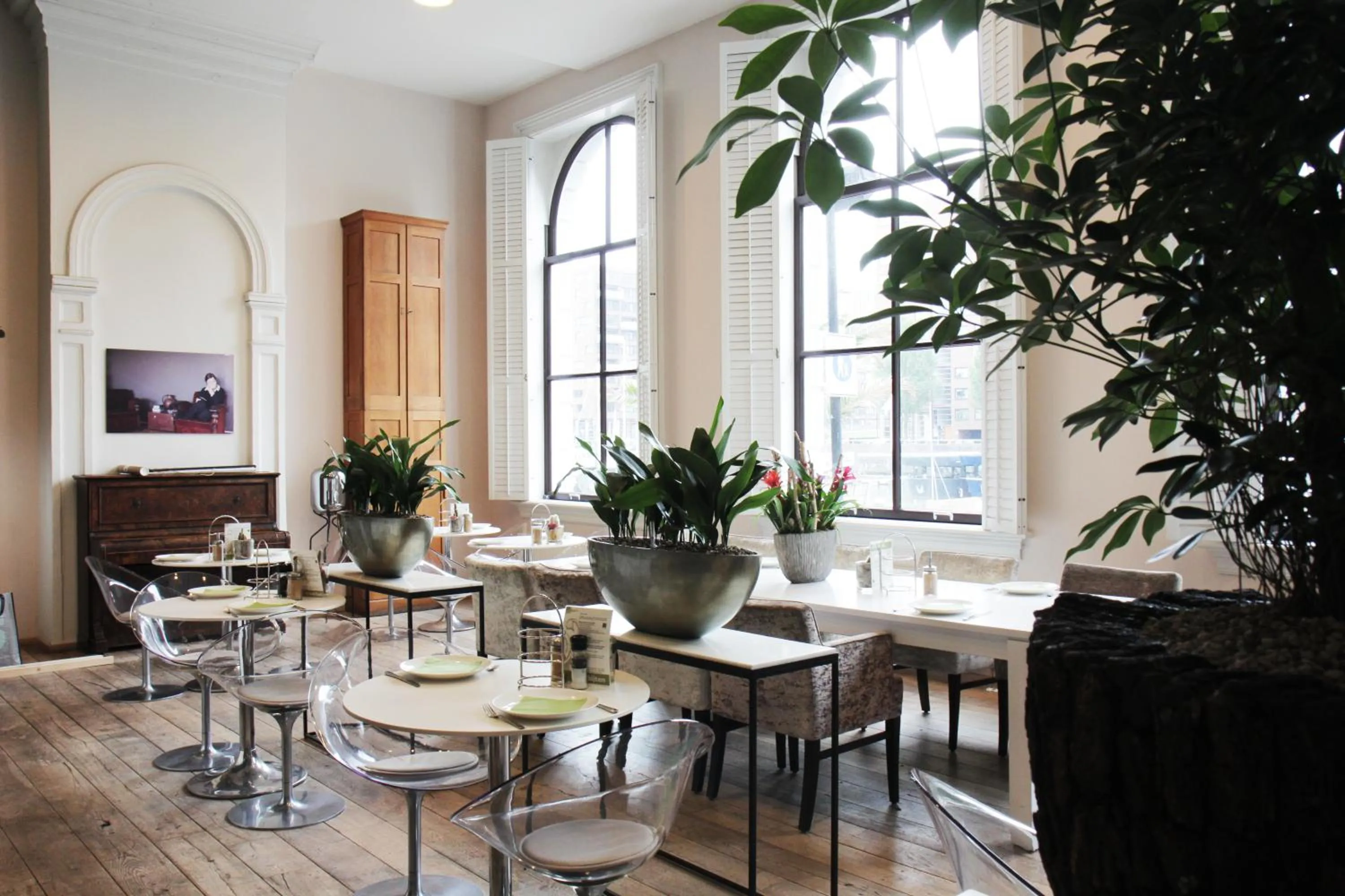 Restaurant/places to eat in Suitehotel Pincoffs