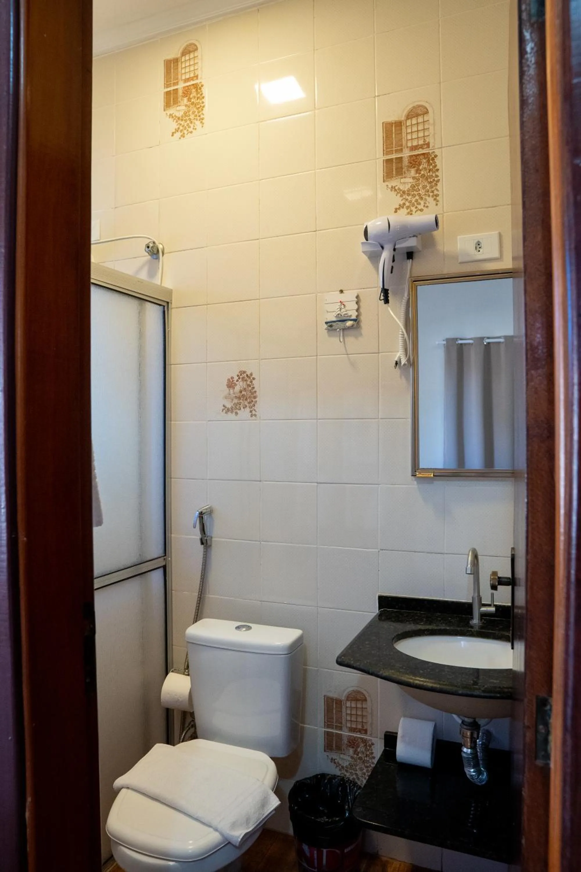 Shower in Pousada Amanhecer do Itaguá