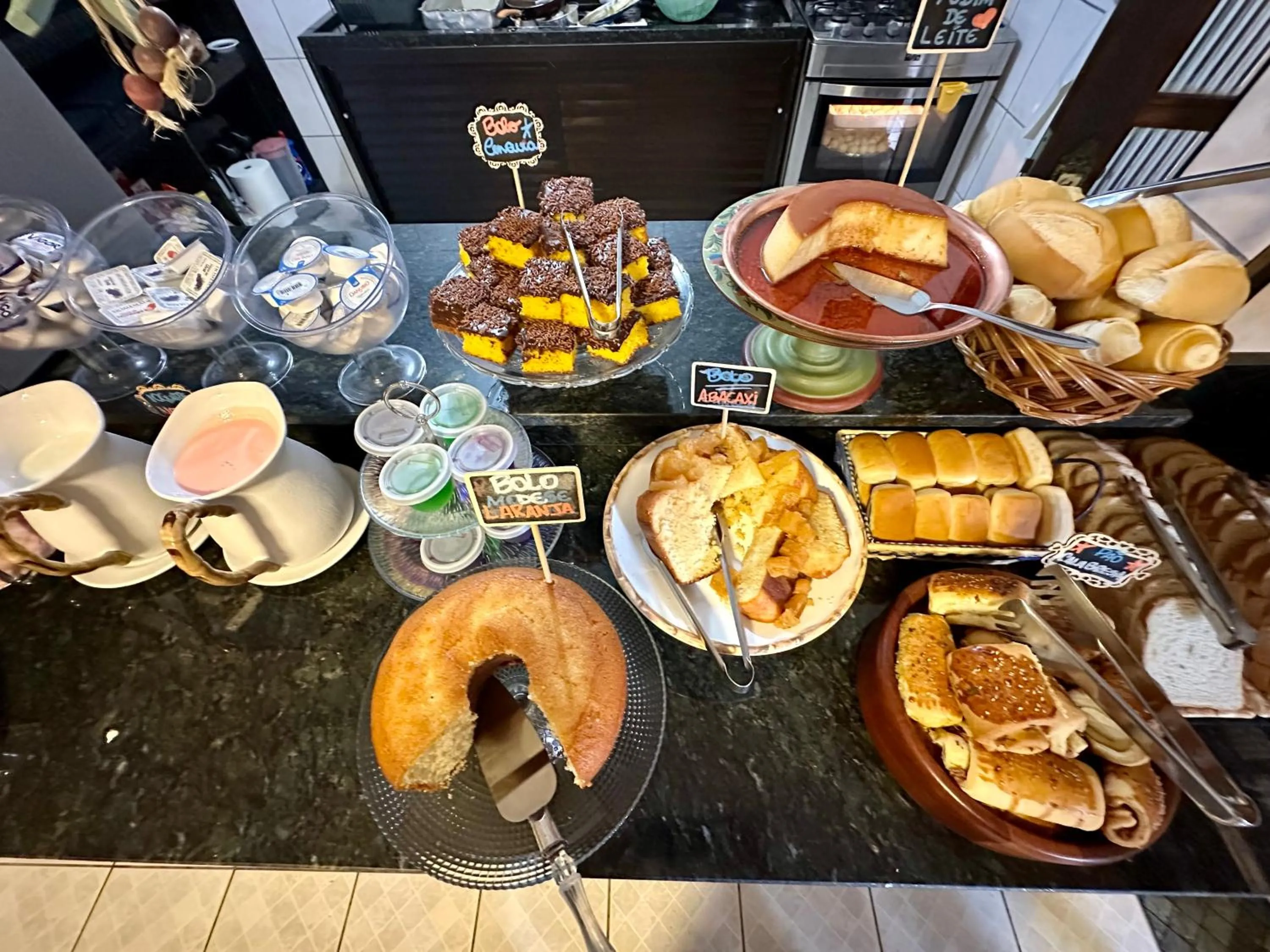 Breakfast in Pousada Amanhecer do Itaguá