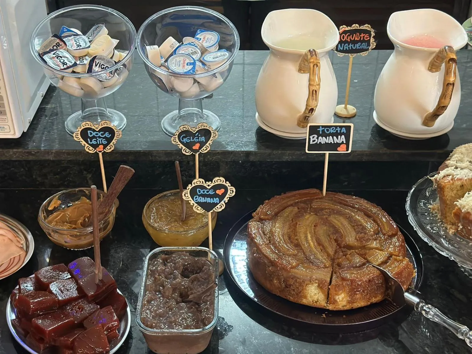 Breakfast in Pousada Amanhecer do Itaguá