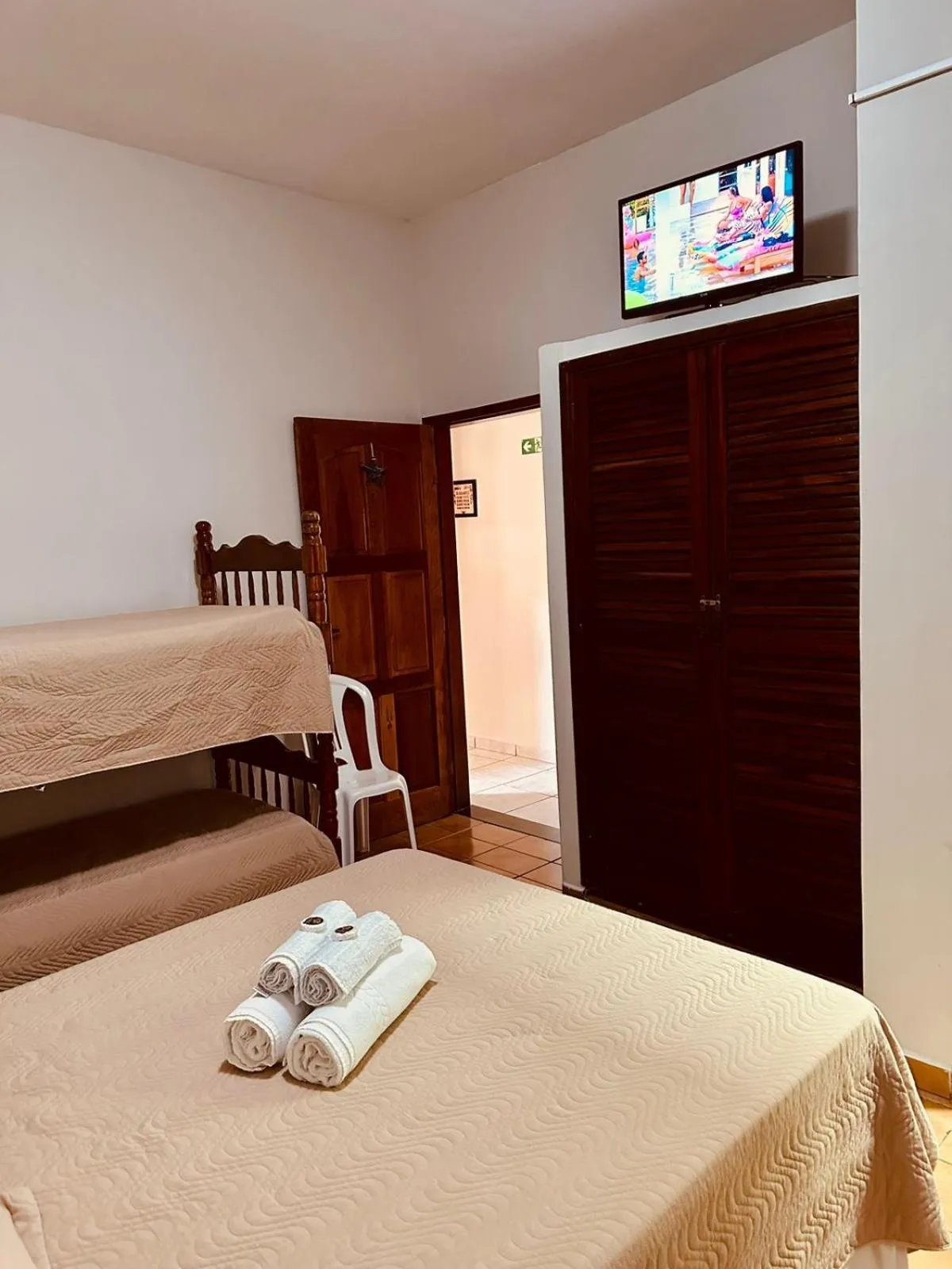 Photo of the whole room in Pousada Amanhecer do Itaguá