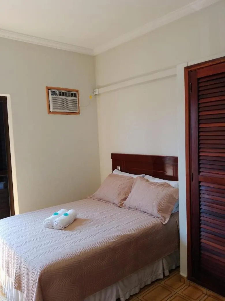 Photo of the whole room in Pousada Amanhecer do Itaguá