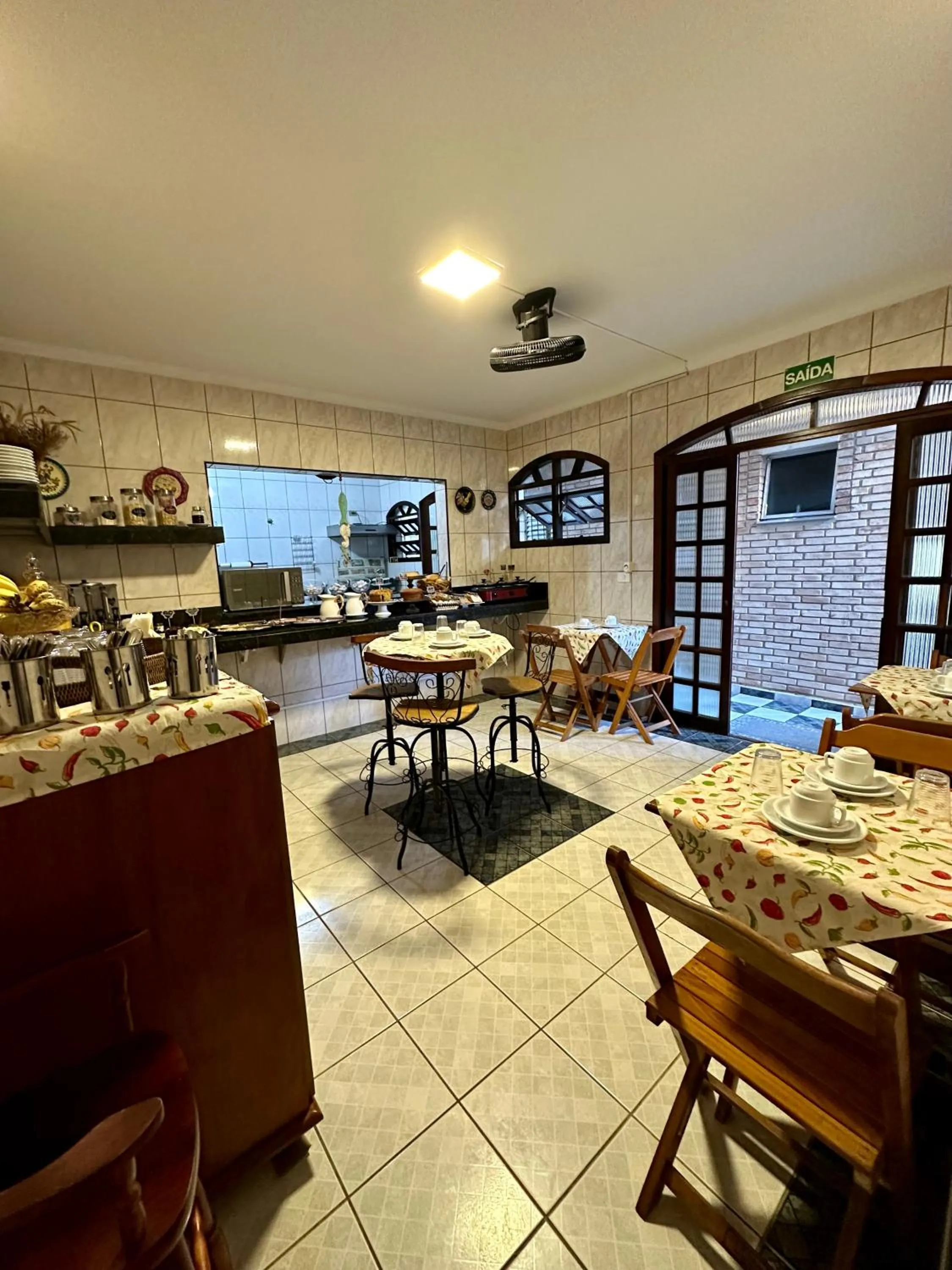 Breakfast in Pousada Amanhecer do Itaguá