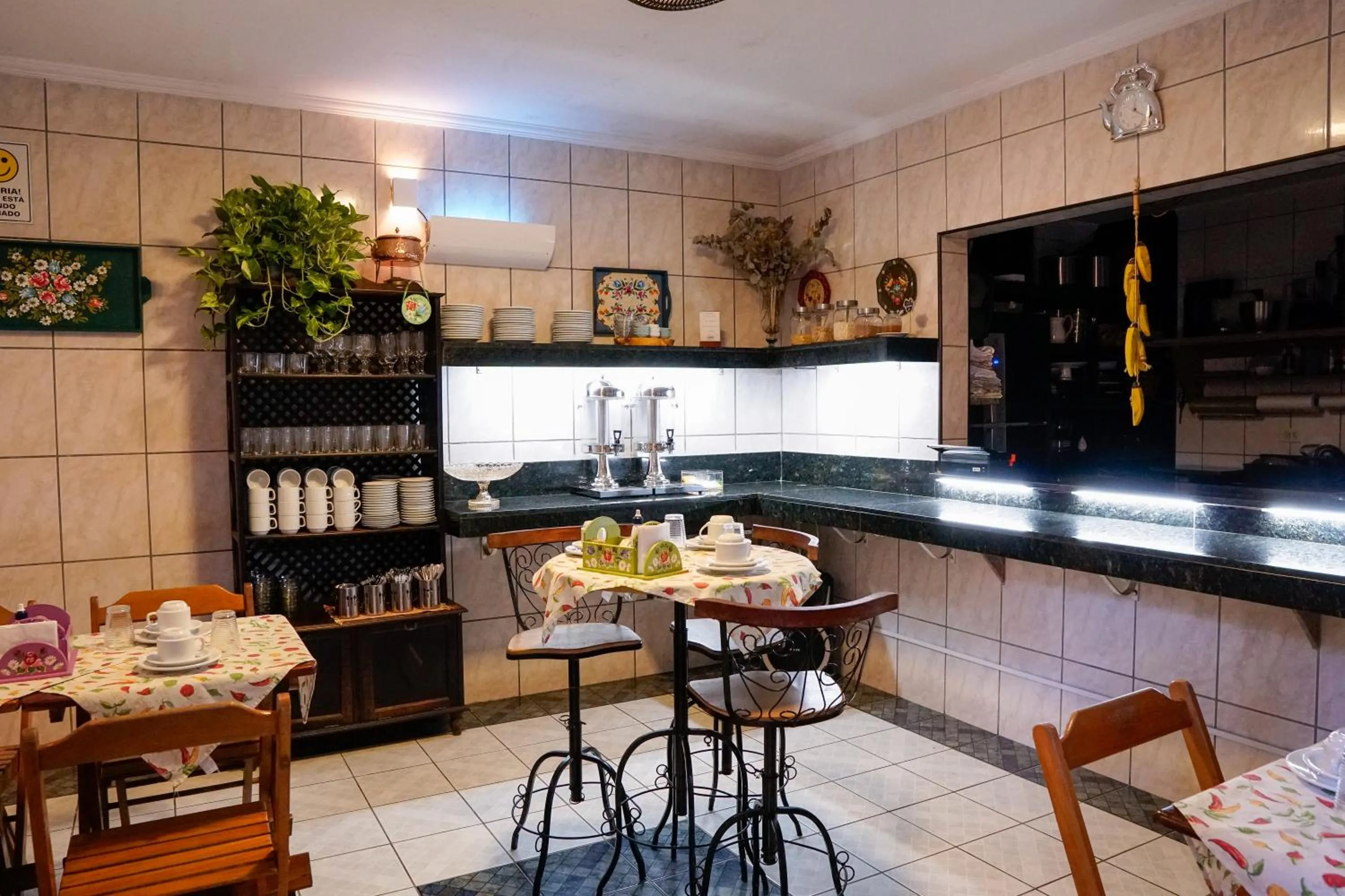 Breakfast in Pousada Amanhecer do Itaguá