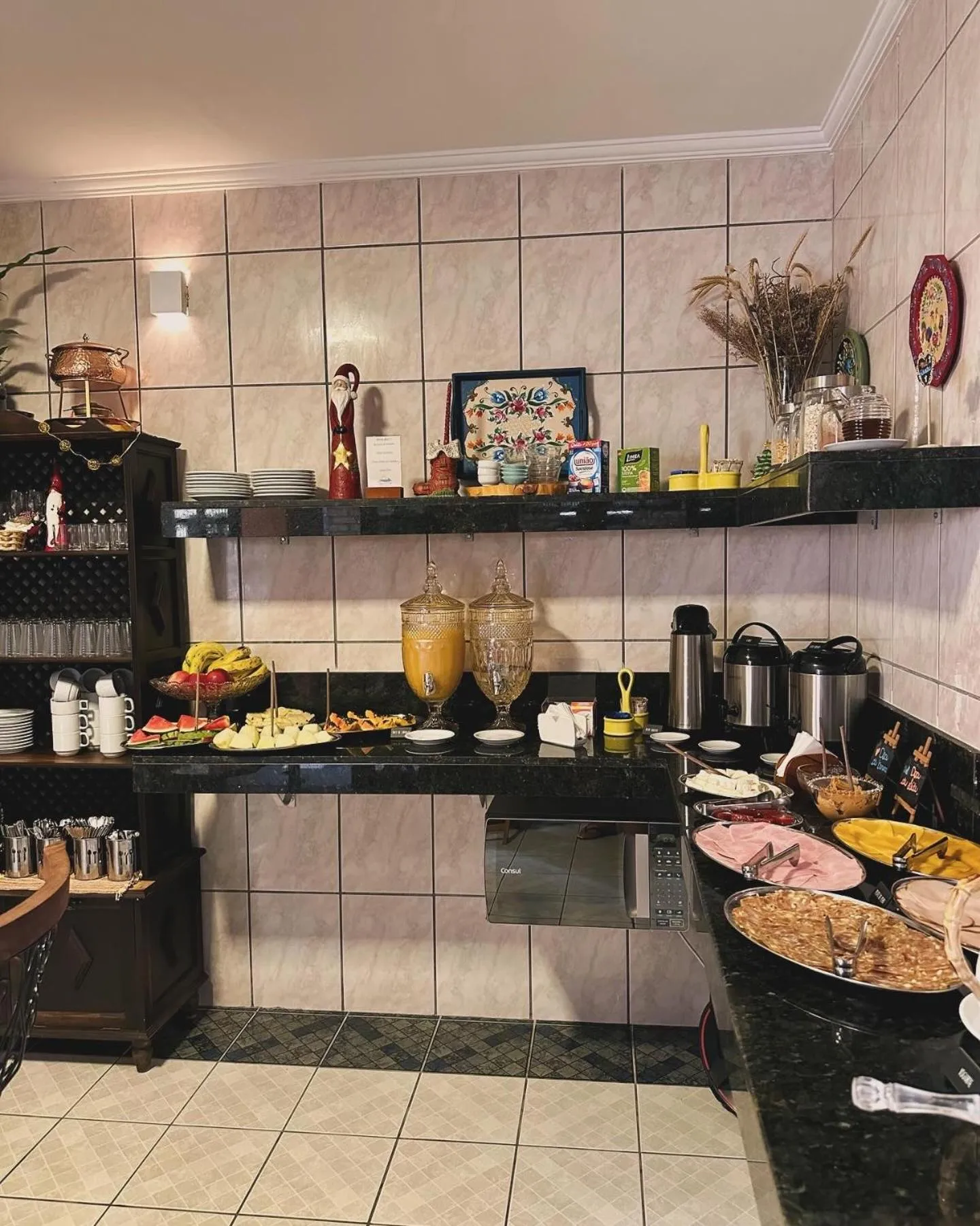 Breakfast in Pousada Amanhecer do Itaguá