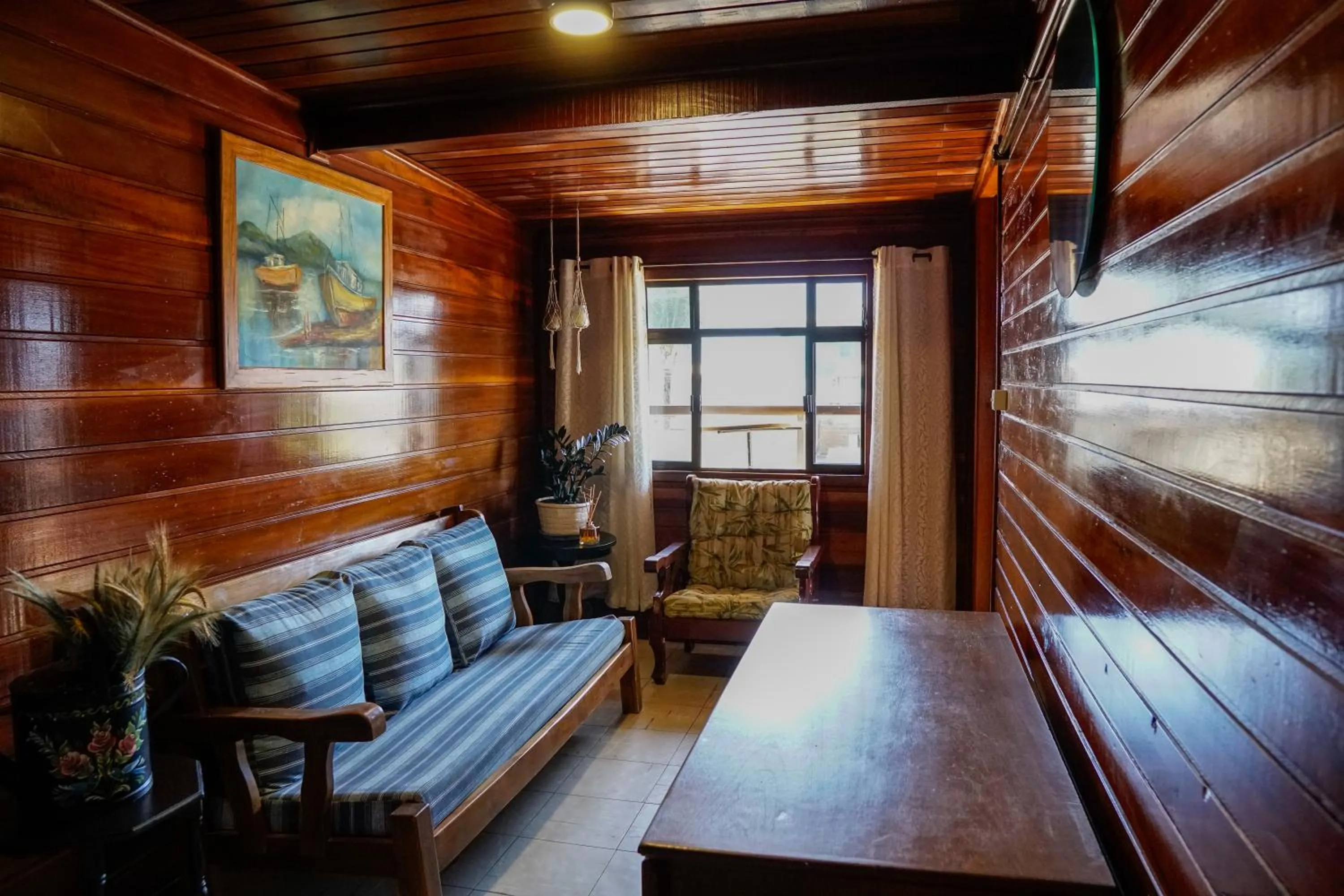 Seating area in Pousada Amanhecer do Itaguá