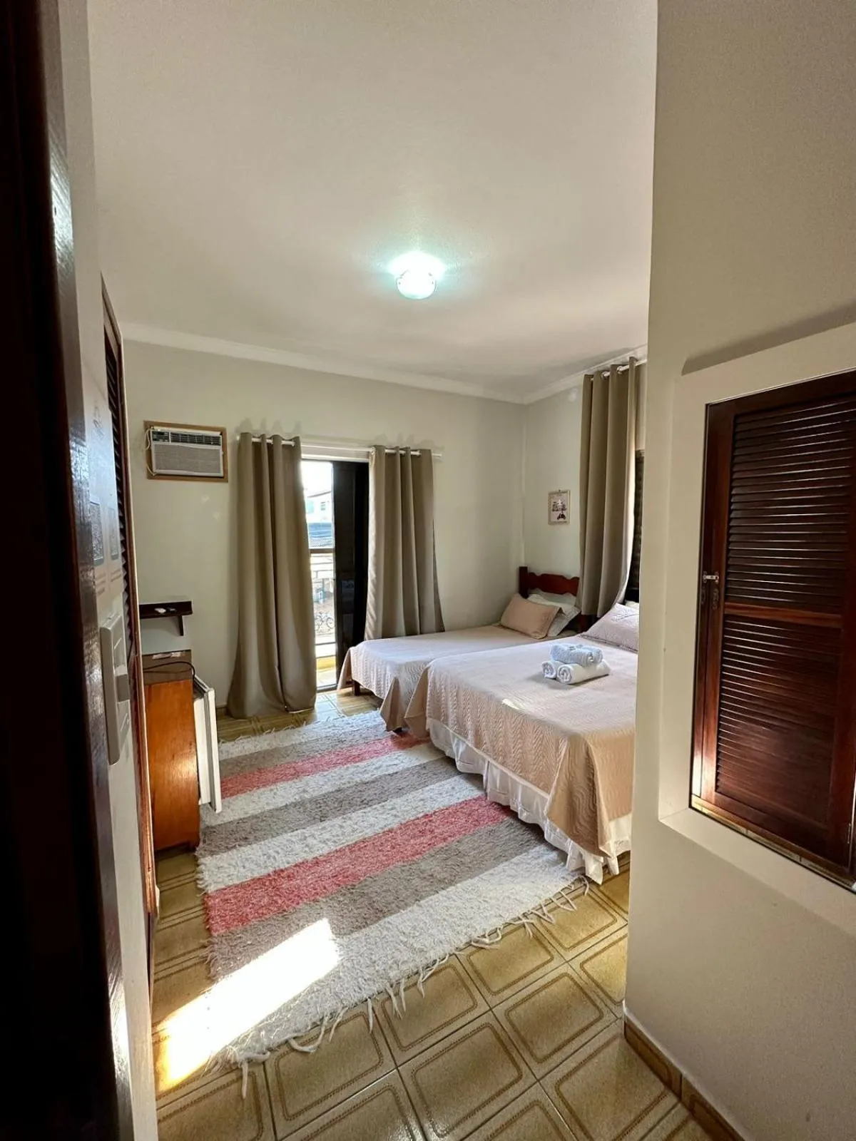 Photo of the whole room in Pousada Amanhecer do Itaguá