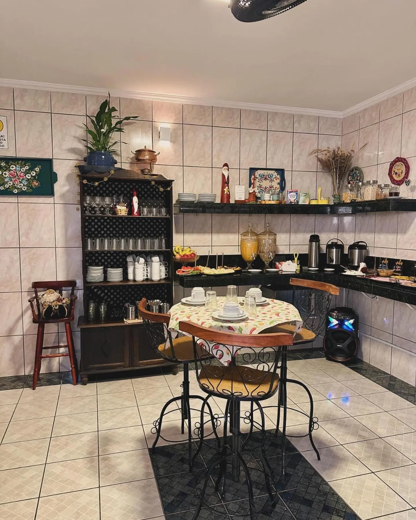 Breakfast in Pousada Amanhecer do Itaguá