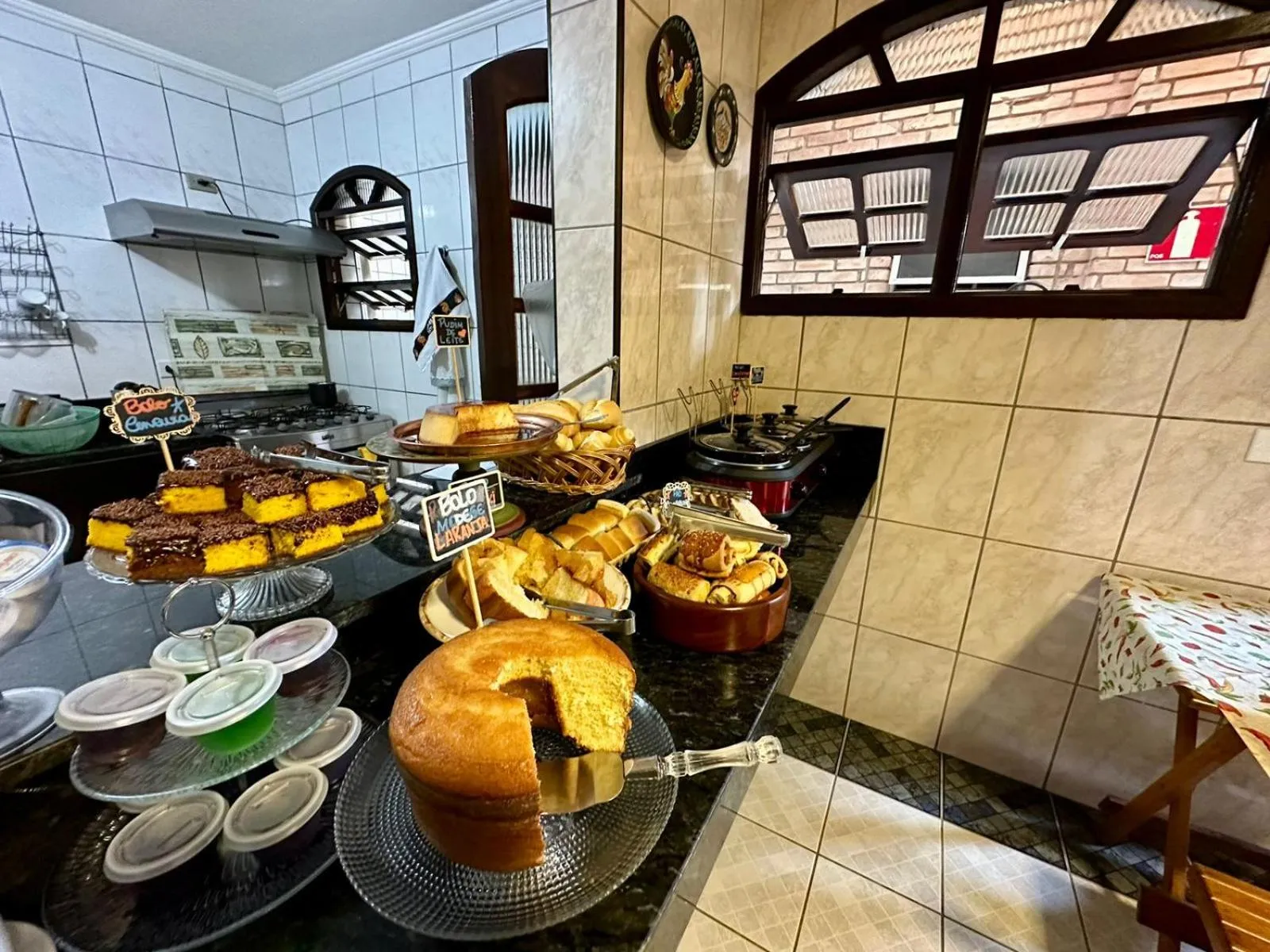 Breakfast in Pousada Amanhecer do Itaguá