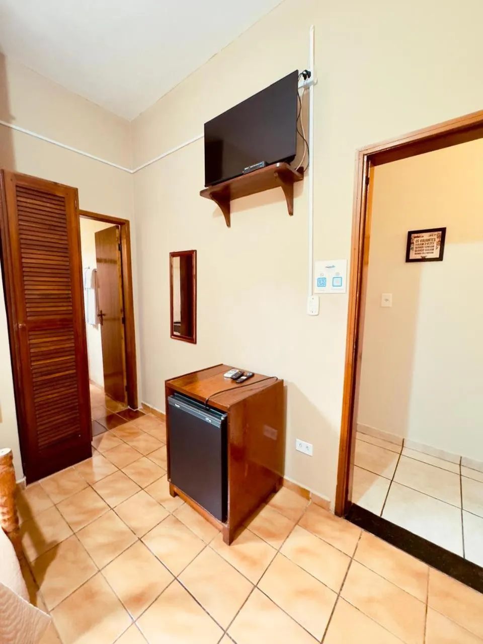 TV and multimedia in Pousada Amanhecer do Itaguá