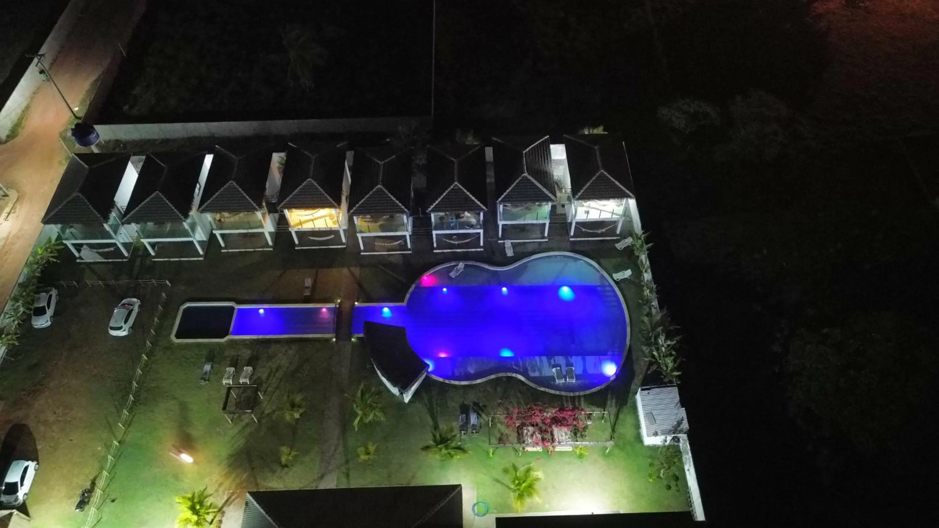 Property building in pousada sol e violao smg