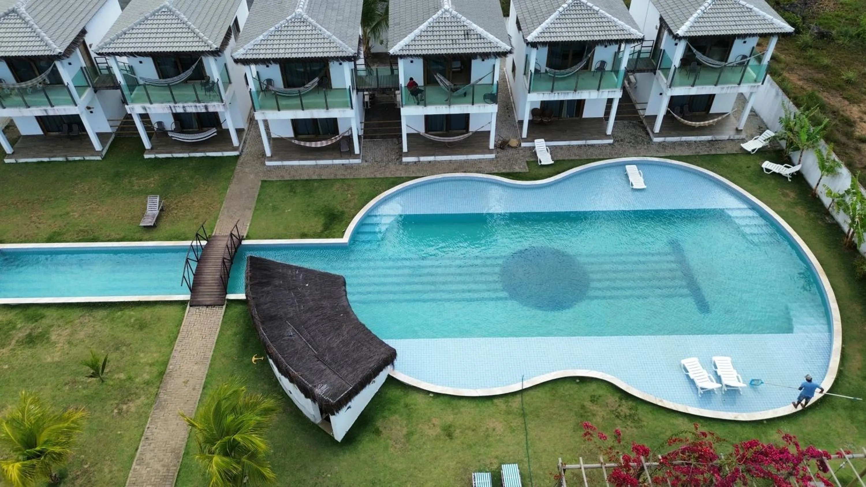Property building in pousada sol e violao smg