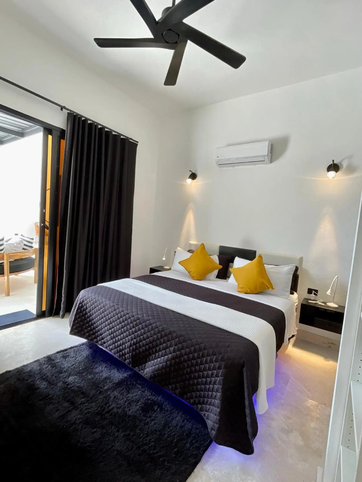 Bed in Casa Black and White Frente al Mar