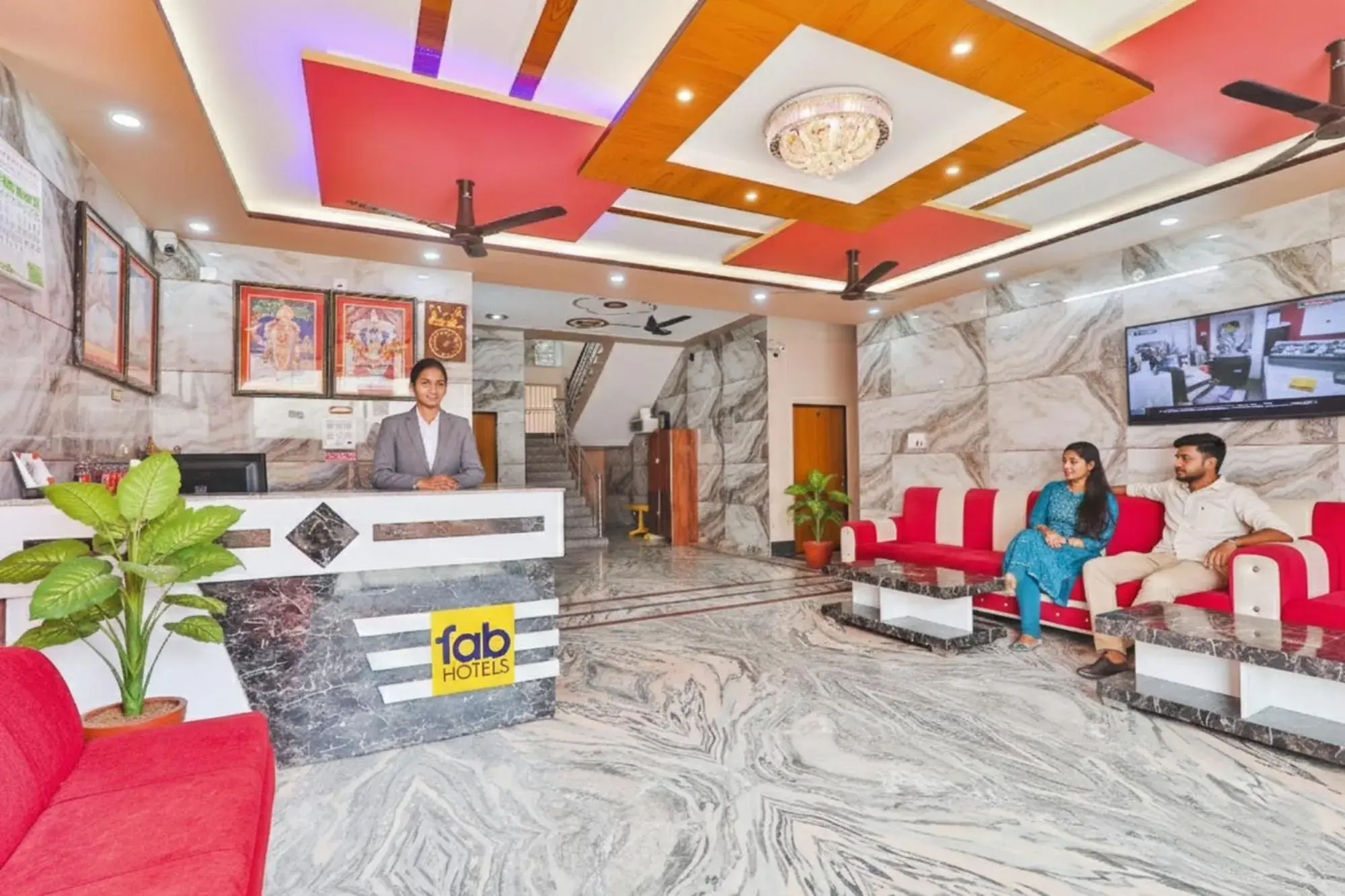 Lobby or reception in FabHotel Shree Venkatesh Nileyam Lobby or reception in FabHotel Shree Venkatesh Nileyam