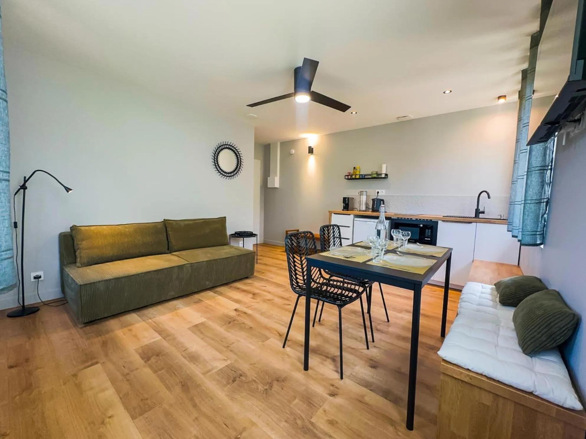 One-Bedroom Apartment in Serenity LAMAISON 1