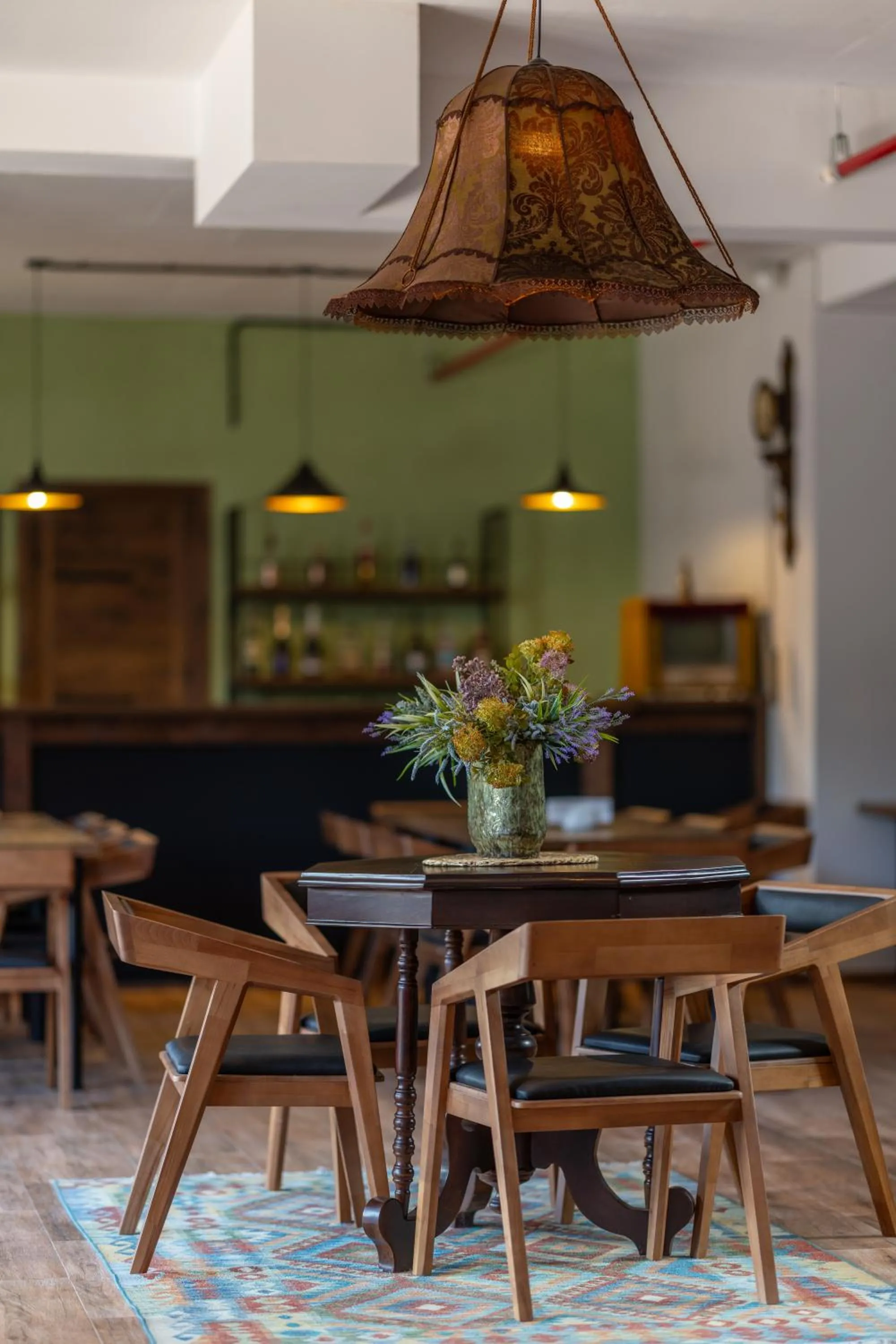 Restaurant/places to eat in Melodia KAZBEGI