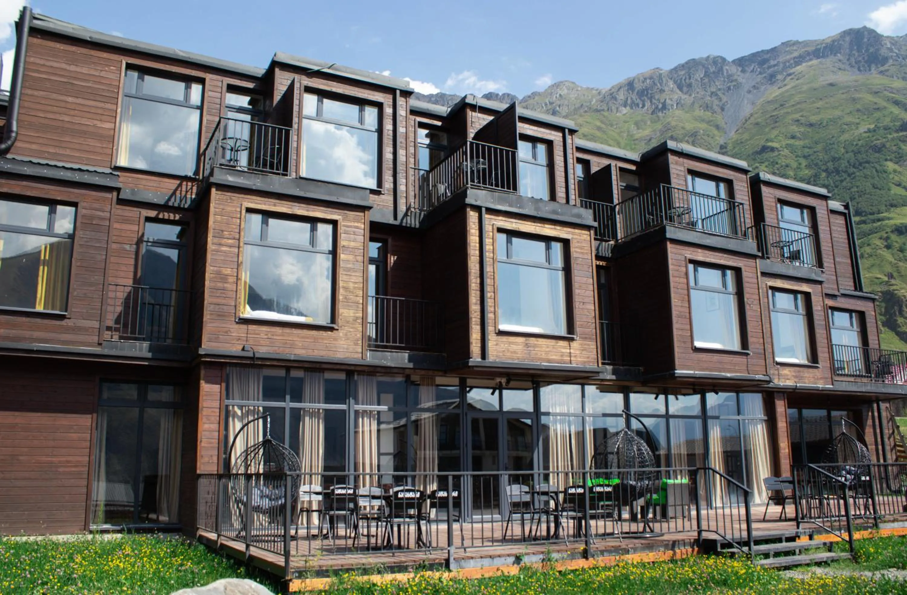 Property building in Melodia KAZBEGI